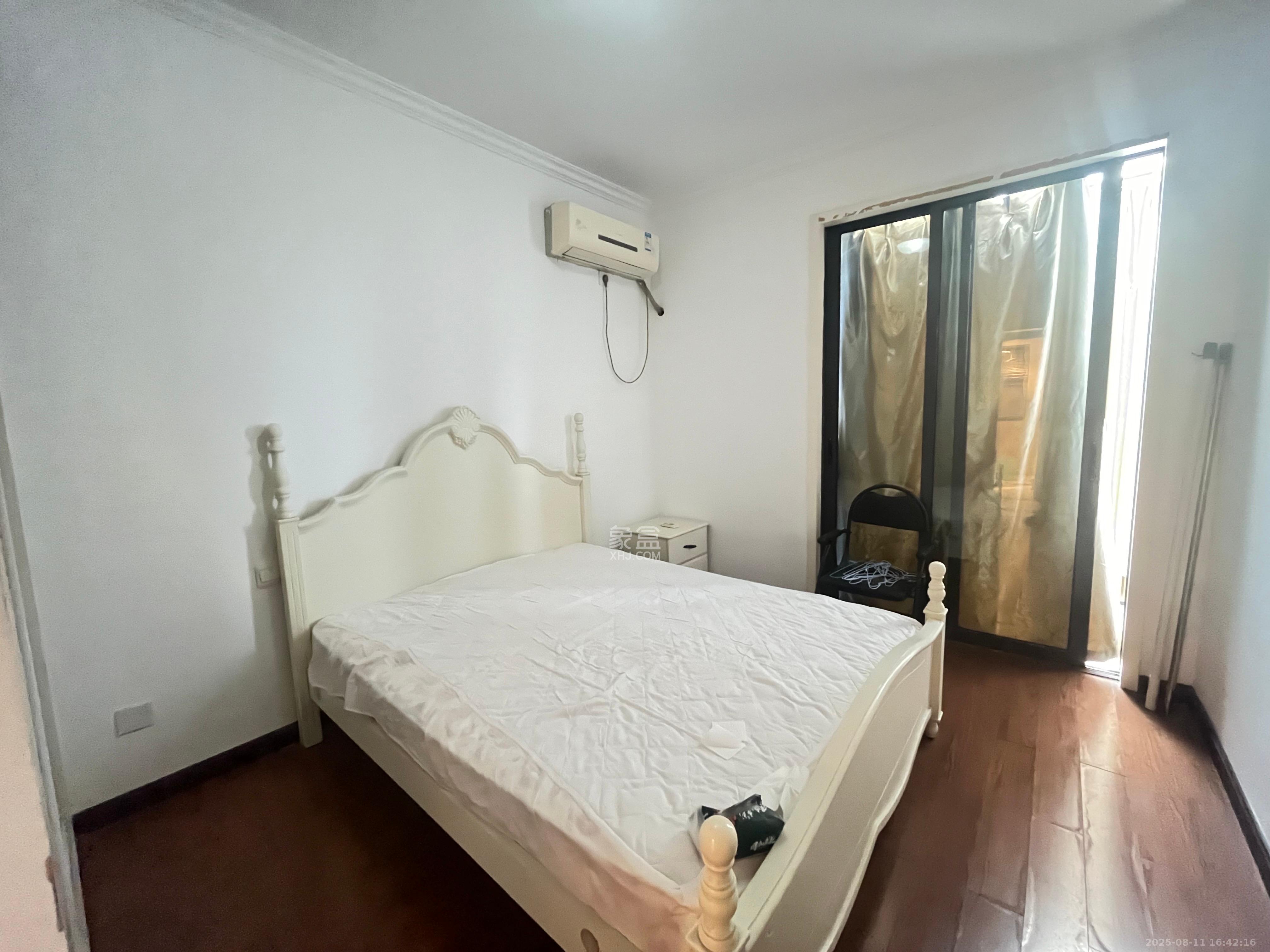 保利麓谷林语A区 4室2厅2卫 3200.0元/月 保利麓谷林语A区 4室2厅2卫 3200.0元/月室内图