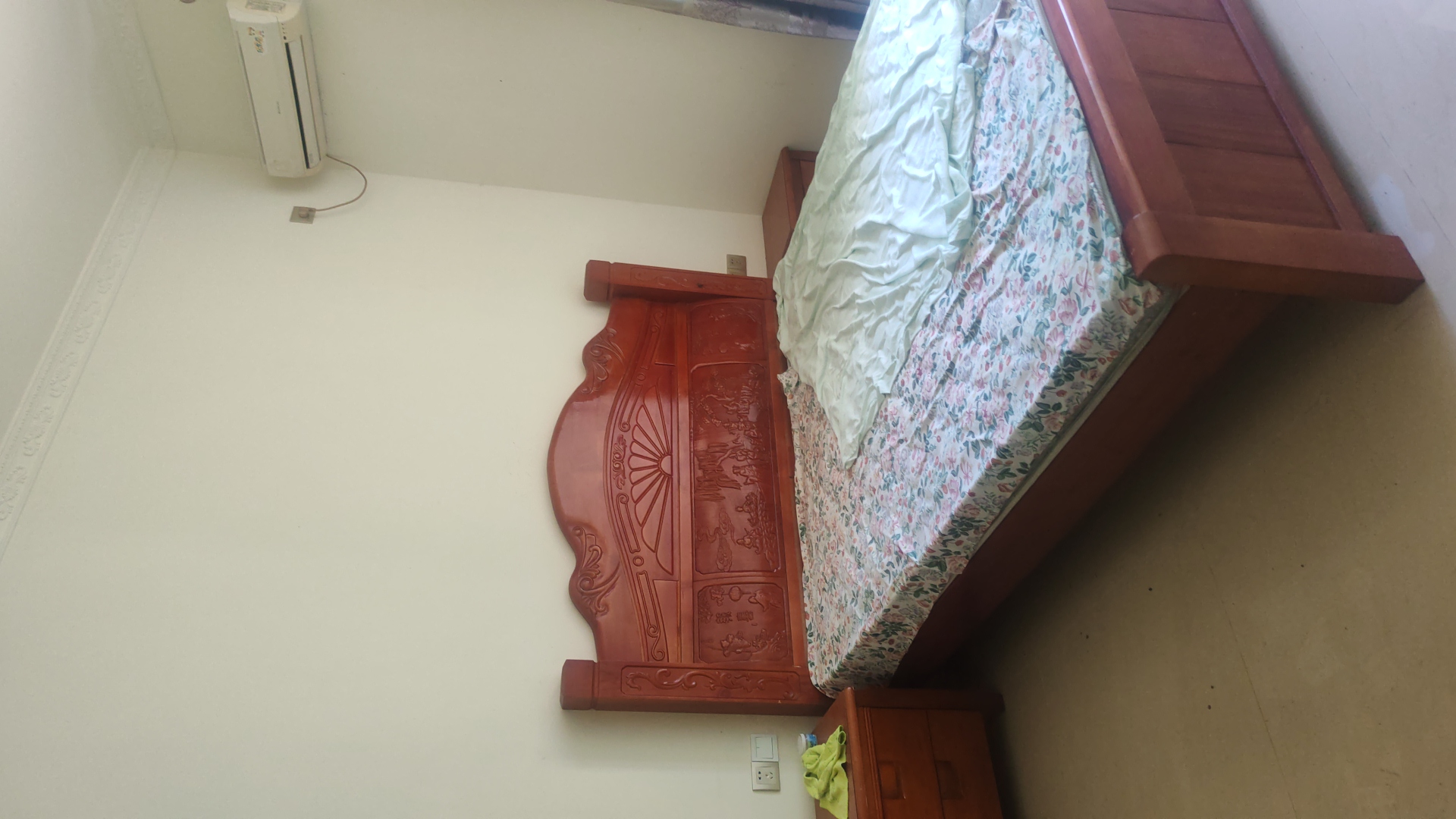 水晶城 2室2厅1卫 2600.0元/月 水晶城 2室2厅1卫 2600.0元/月室内图