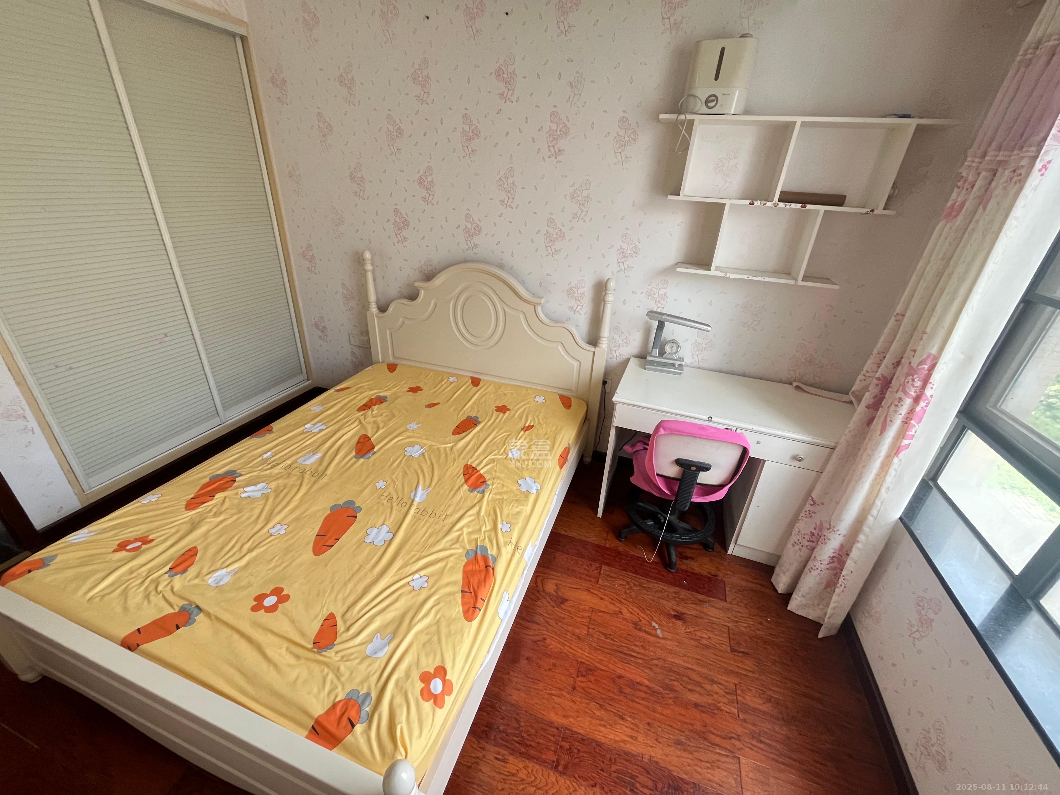 新华都万家城  3室2厅2卫    2600.0元/月 新华都万家城  3室2厅2卫    2600.0元/月室内图