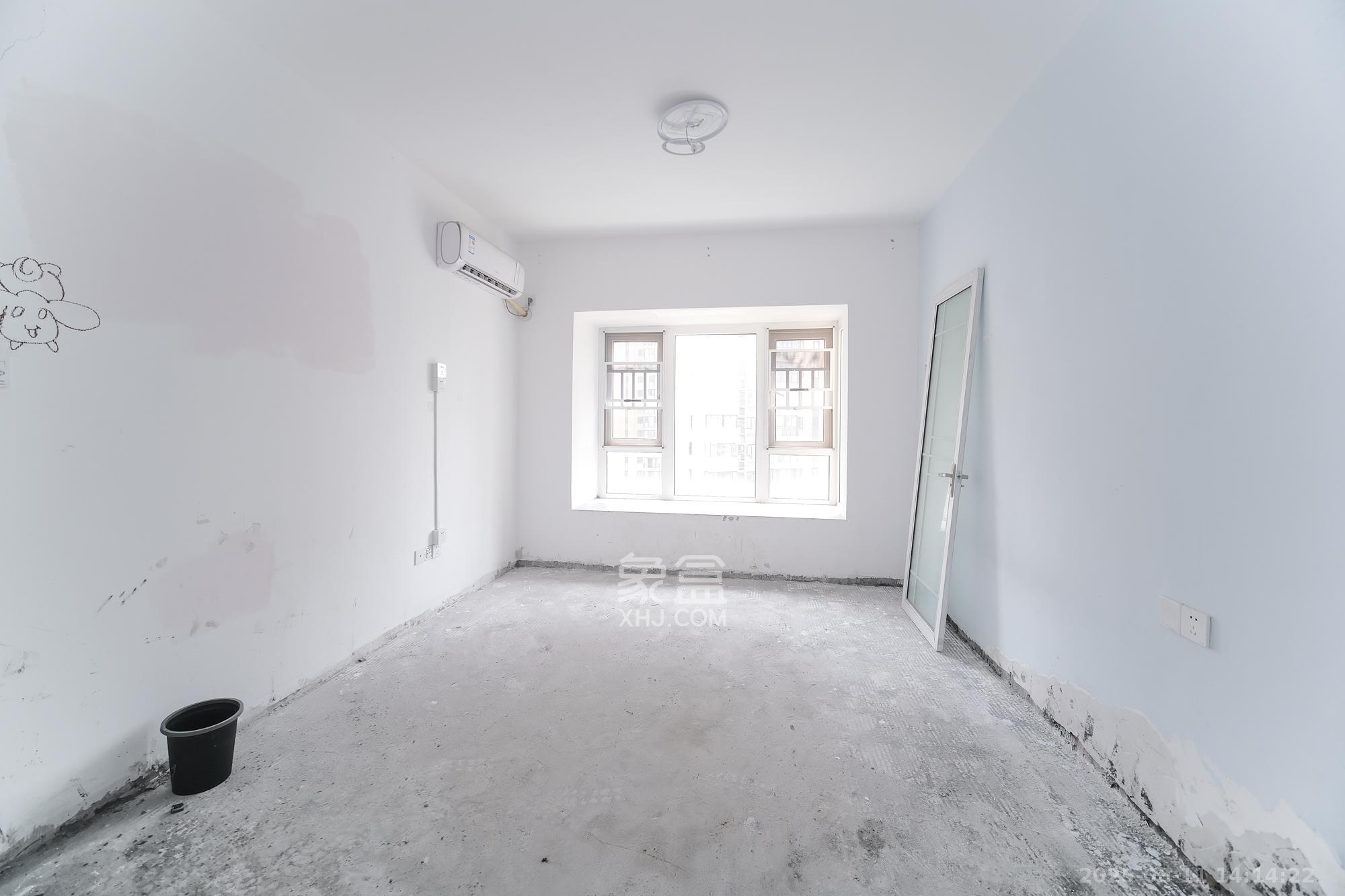 保利香槟国际 4室2厅2卫 106.00万 保利香槟国际 4室2厅2卫 106.00万卧室