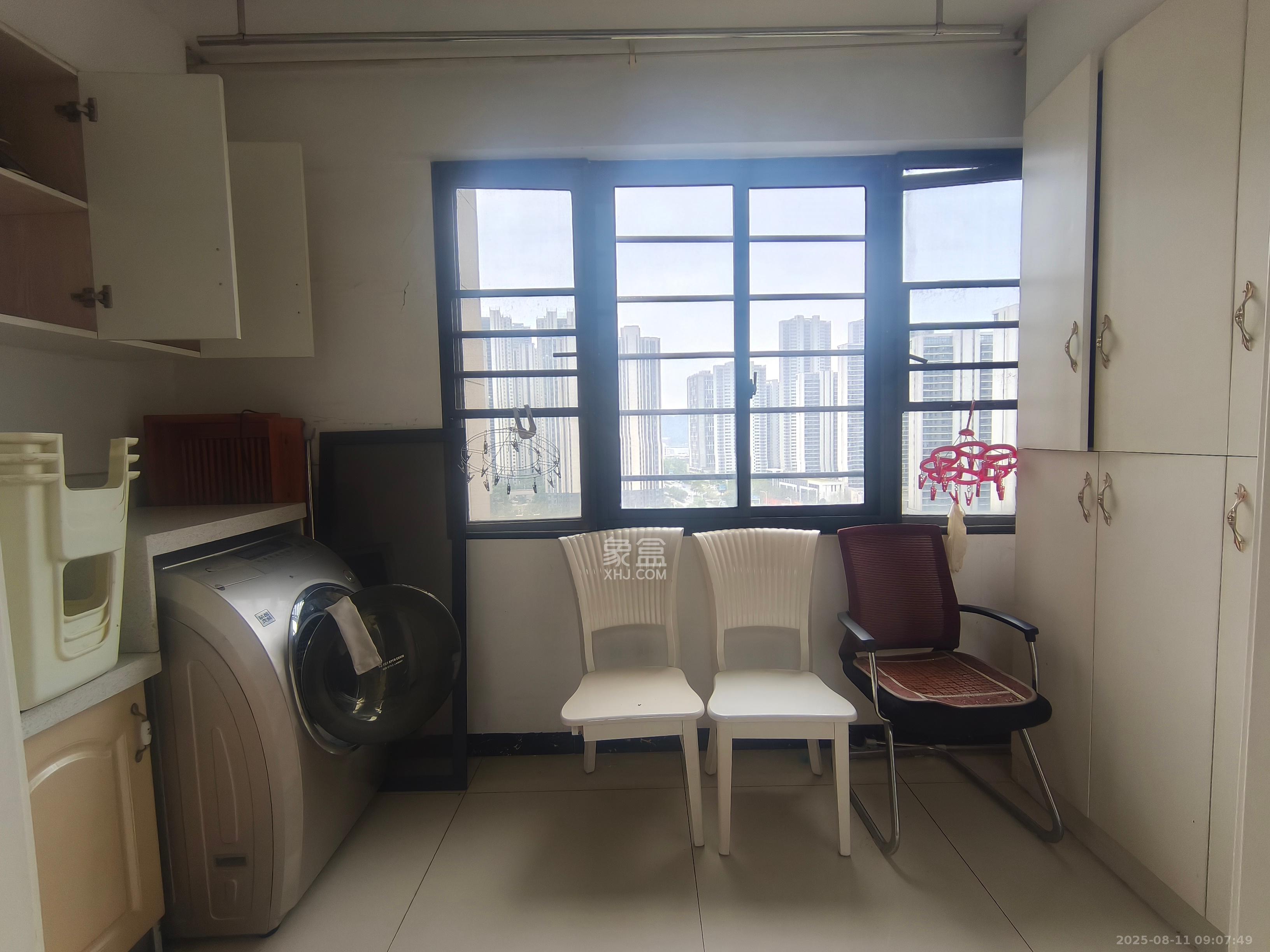 中国铁建梅溪青秀一期  3室2厅1卫    2400.0元/月 中国铁建梅溪青秀一期  3室2厅1卫    2400.0元/月室内图