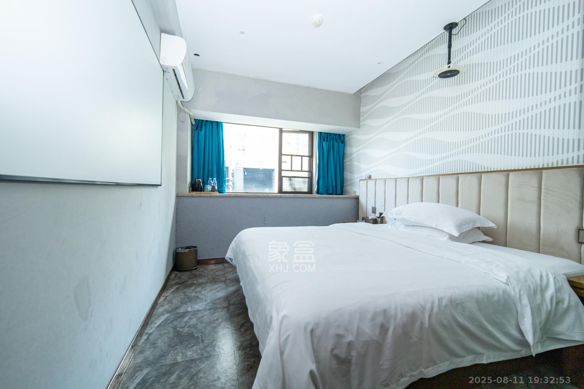 尚都美寓 1室1厅1卫 16.0万 尚都美寓 1室1厅1卫 16.0万客厅