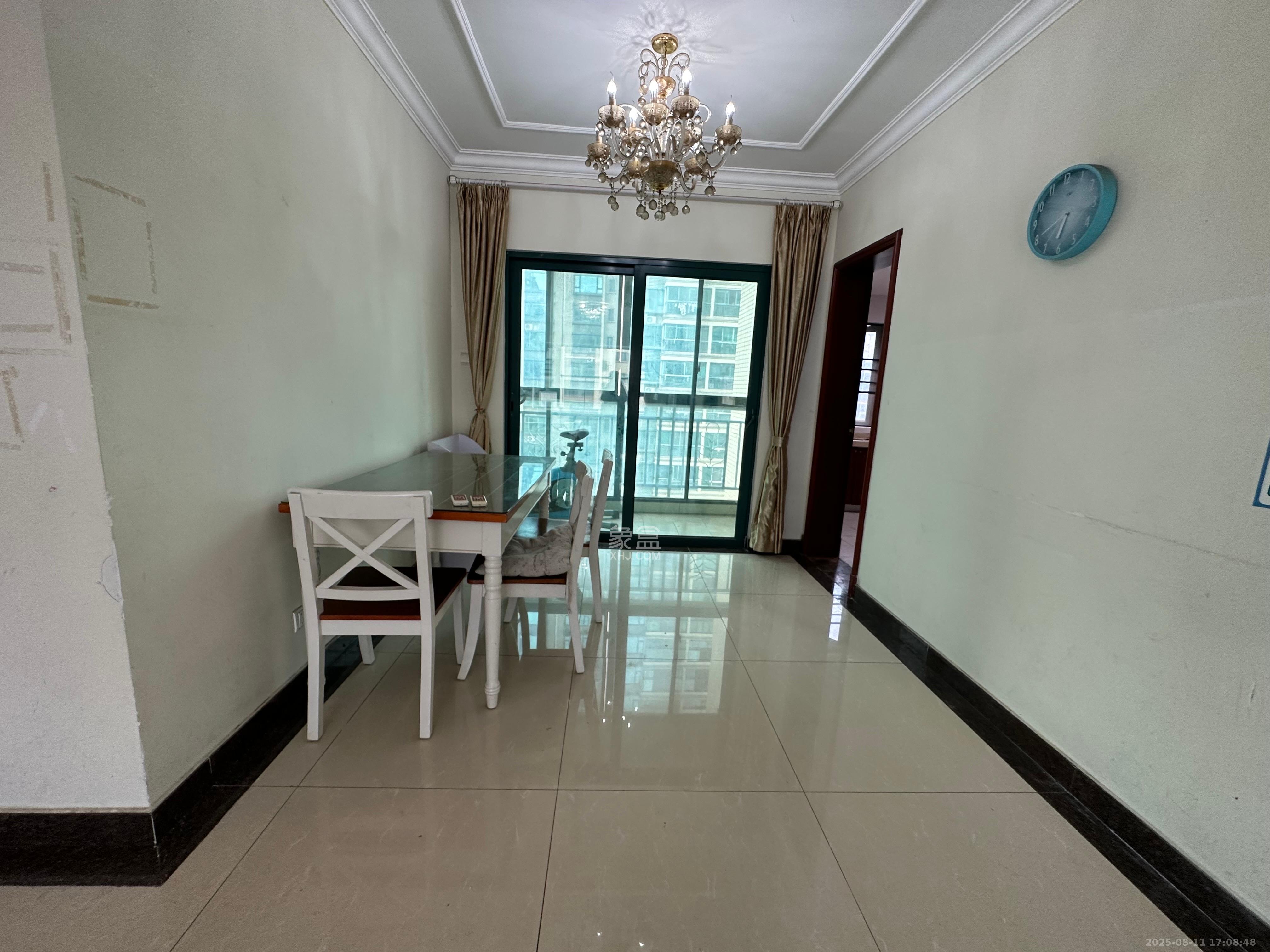 恒大华府  3室2厅2卫    3400.0元/月 恒大华府  3室2厅2卫    3400.0元/月室内图