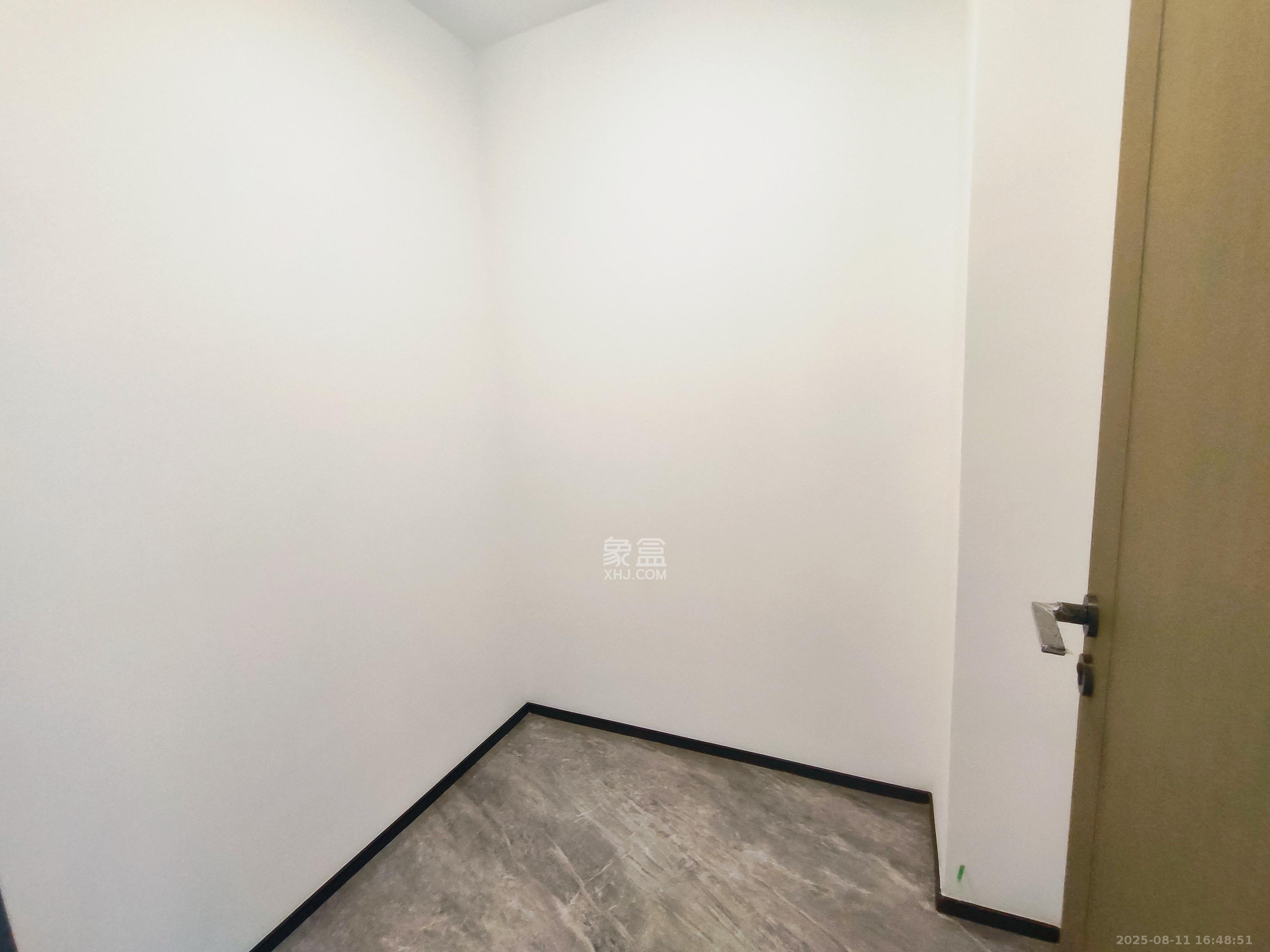 建发养云  4室2厅3卫   16000.00元/月室内图