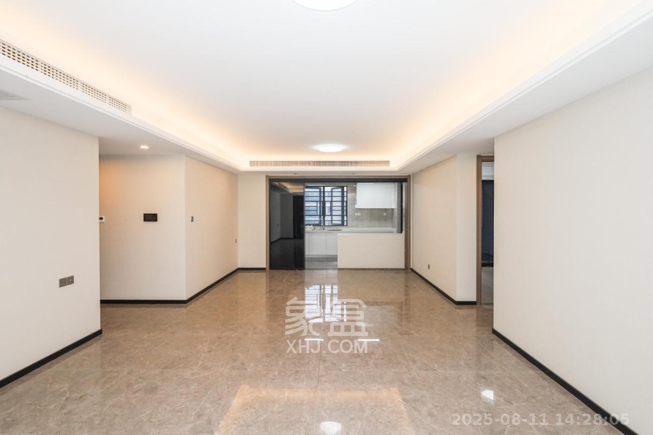 中海阅溪府 4室2厅2卫 5500.0元/月 中海阅溪府 4室2厅2卫 5500.0元/月室内图