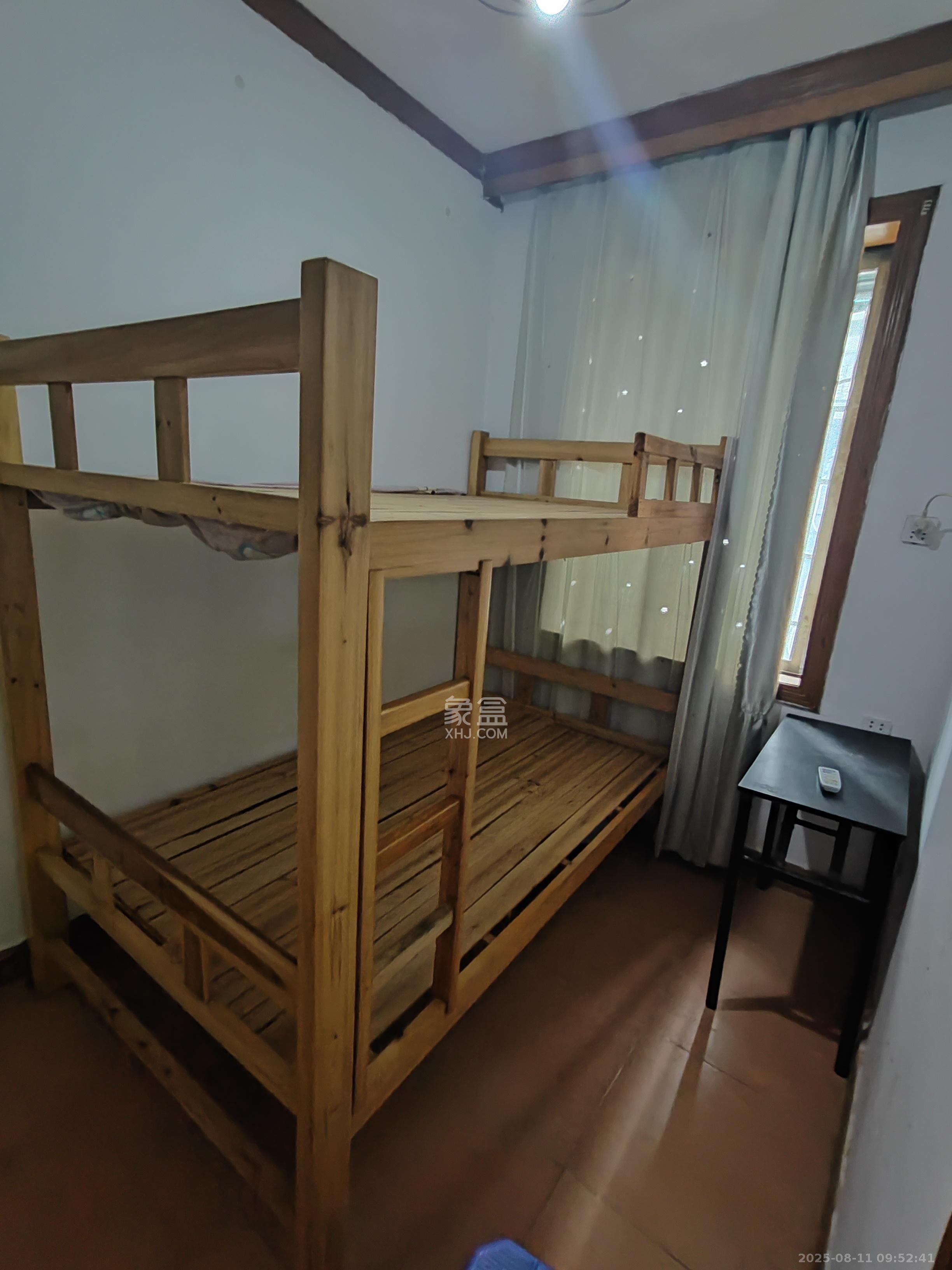 湖南省工商银行（原八一桥工商银行）  3室1厅1卫   2300.00元/月室内图