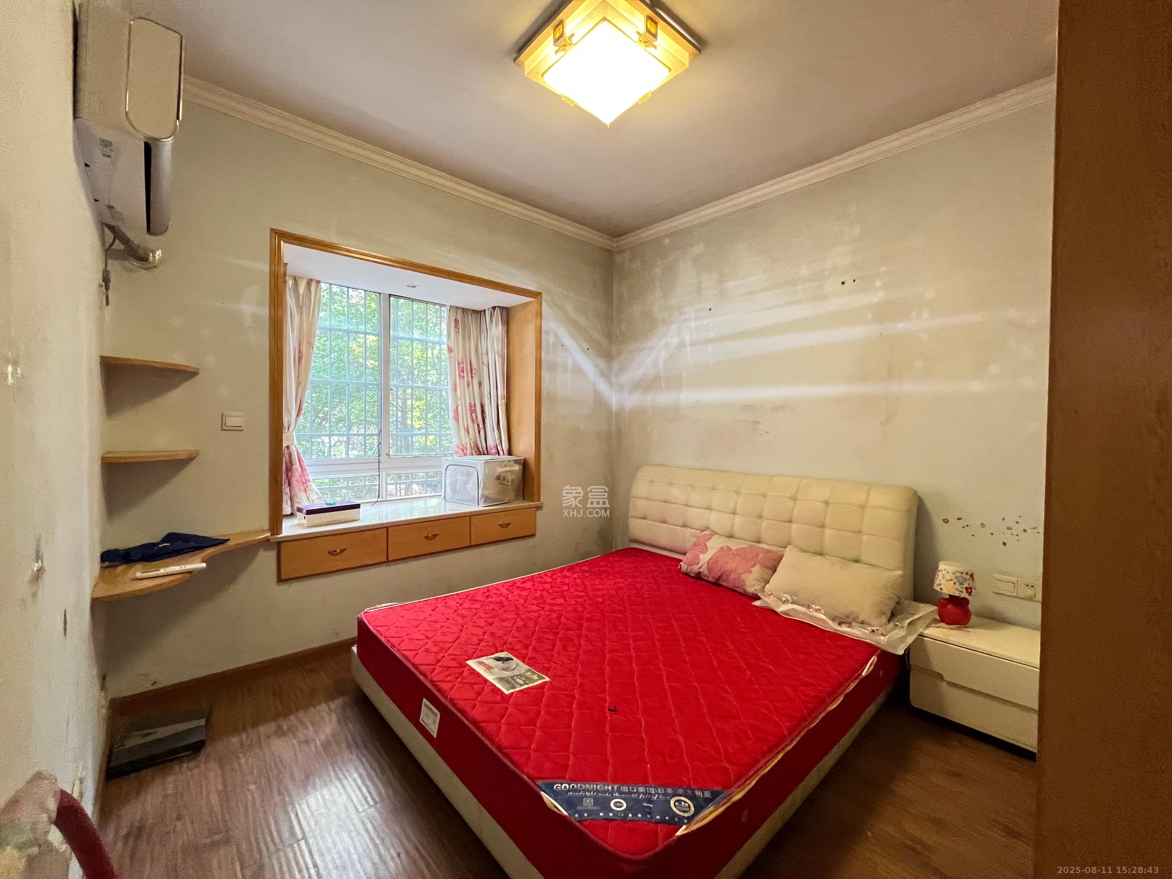 楚天世纪城东苑  3室2厅1卫    1500.0元/月室内图