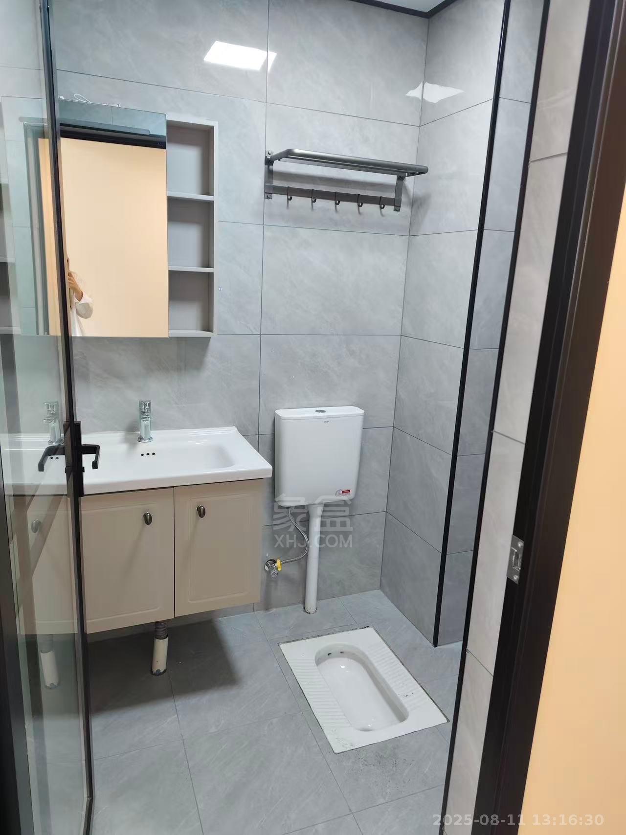 桂鑫汇文中心 1室0厅0卫 1500.0元/月 桂鑫汇文中心 1室0厅0卫 1500.0元/月室内图