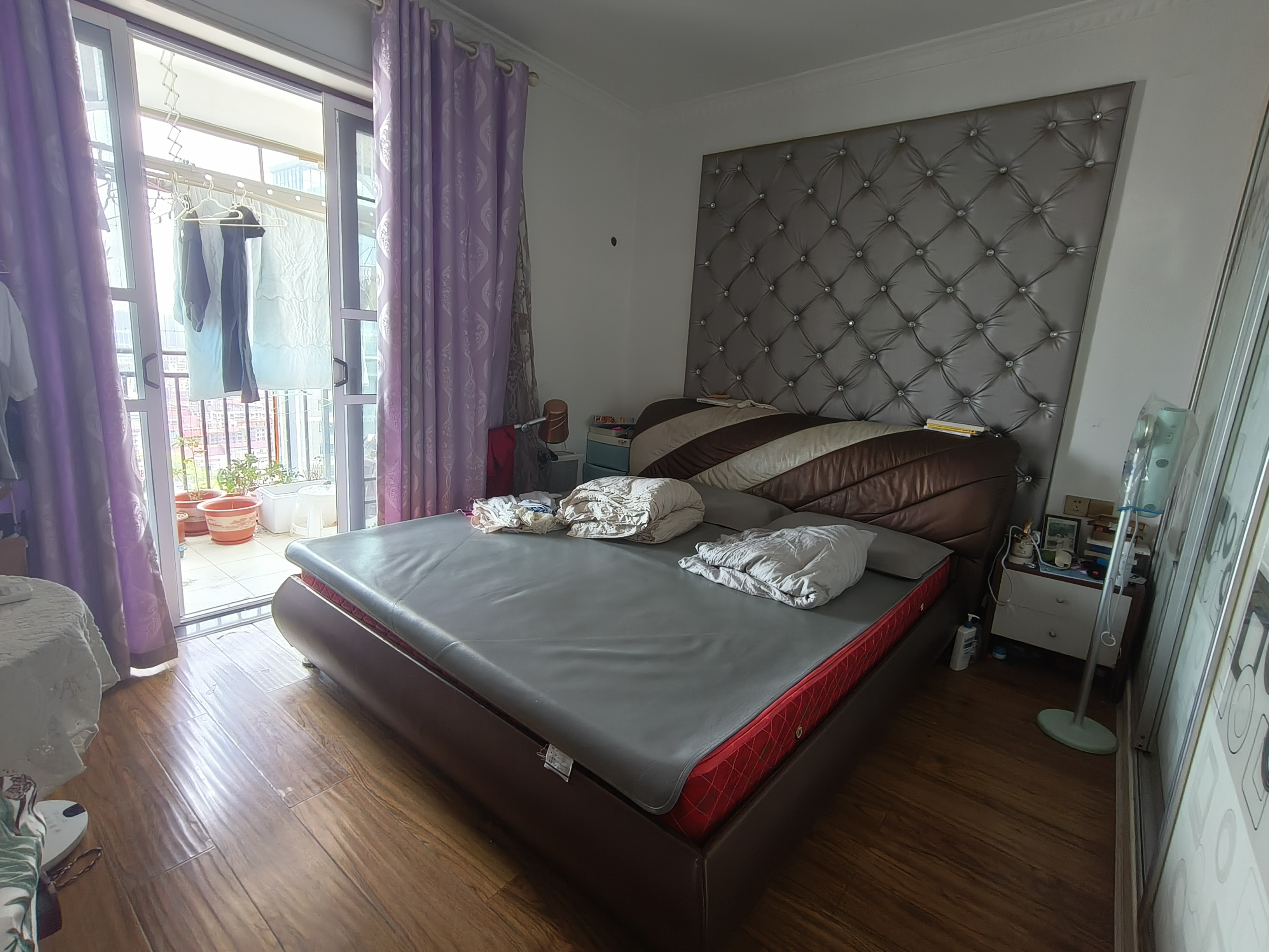 一品恒城 3室2厅2卫 70.8万 一品恒城 3室2厅2卫 70.8万客厅