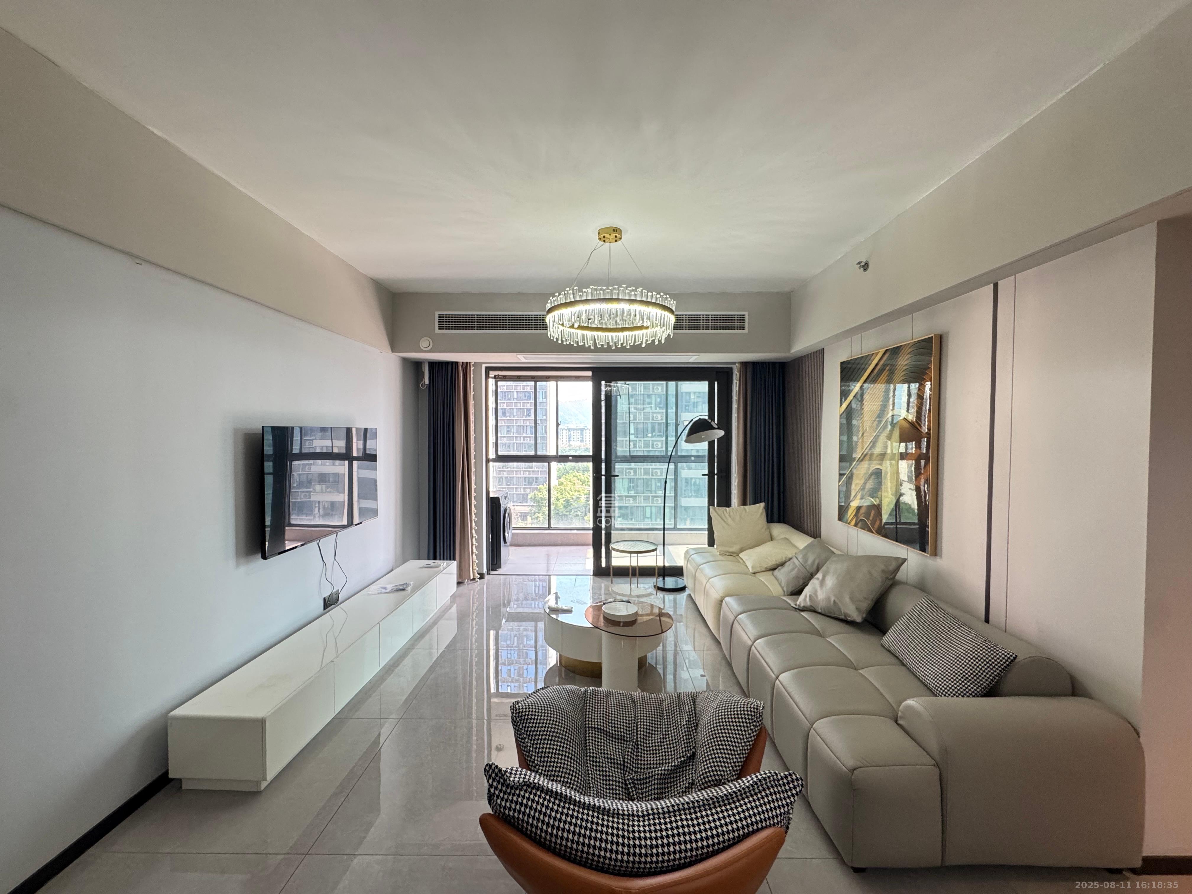 时代梅溪领峰  3室2厅2卫    2500.0元/月 时代梅溪领峰  3室2厅2卫    2500.0元/月