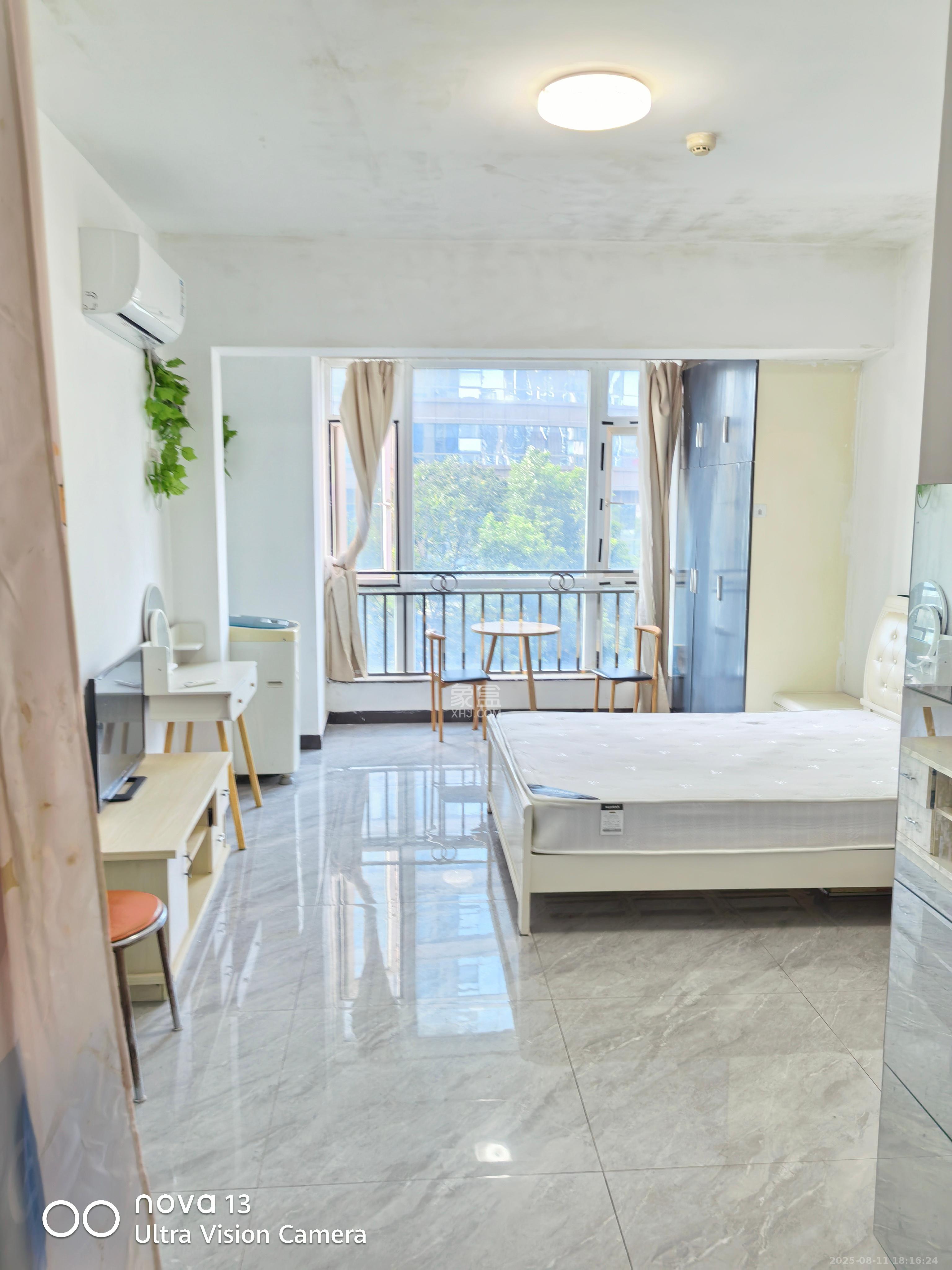 长城华都 1室1厅1卫 1300.0元/月 长城华都 1室1厅1卫 1300.0元/月室内图