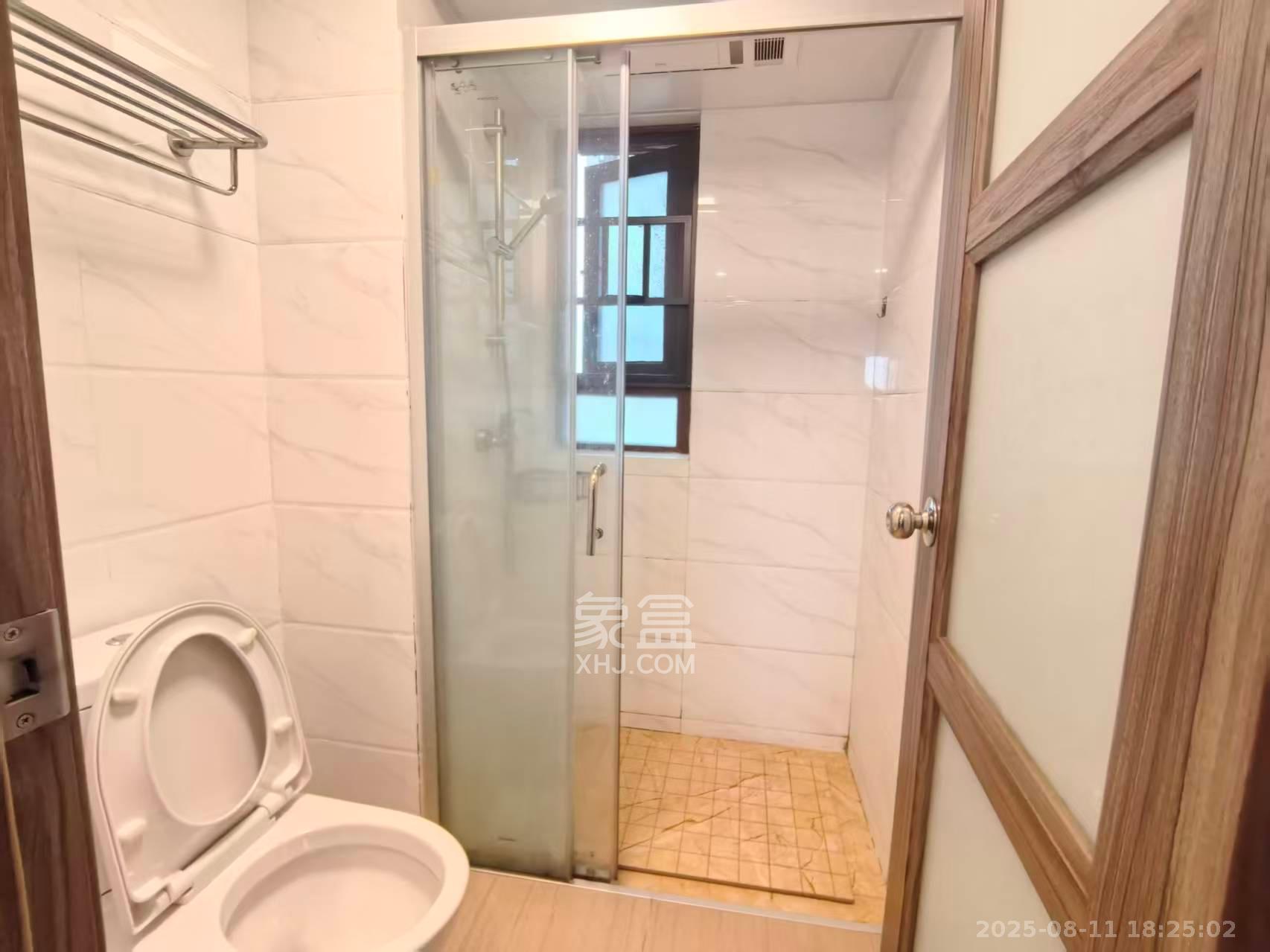 碧桂园星城首府 4室2厅2卫 3400.0元/月 碧桂园星城首府 4室2厅2卫 3400.0元/月室内图