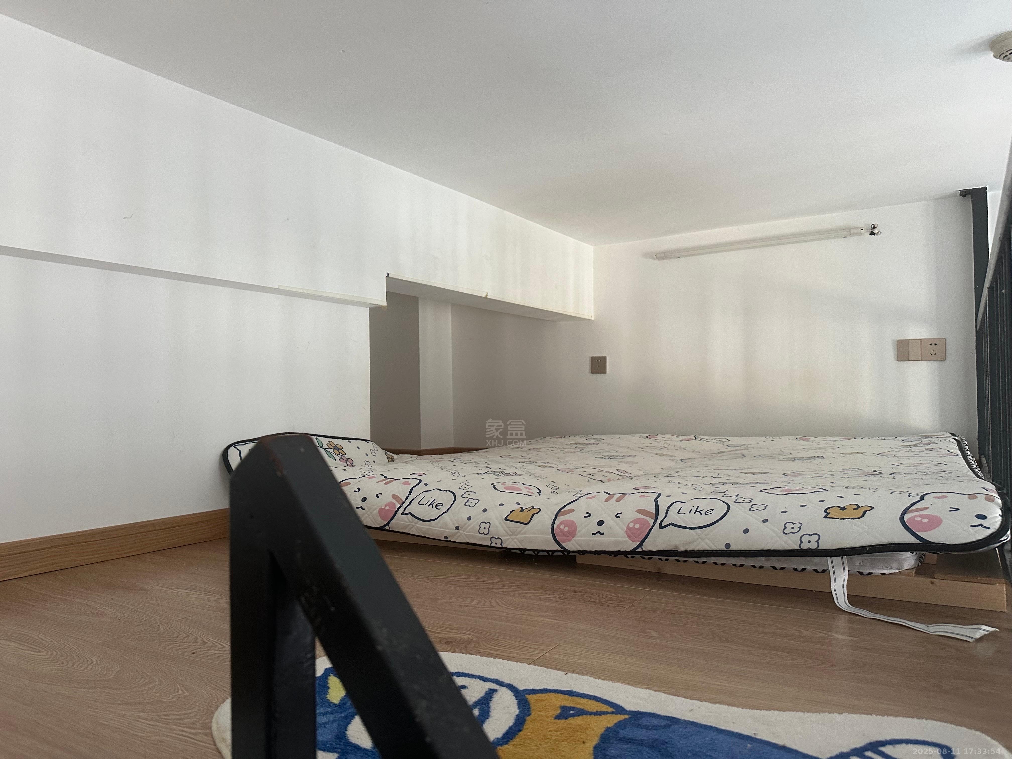 白金汉宫 1室0厅0卫 1300.0元/月 白金汉宫 1室0厅0卫 1300.0元/月室内图