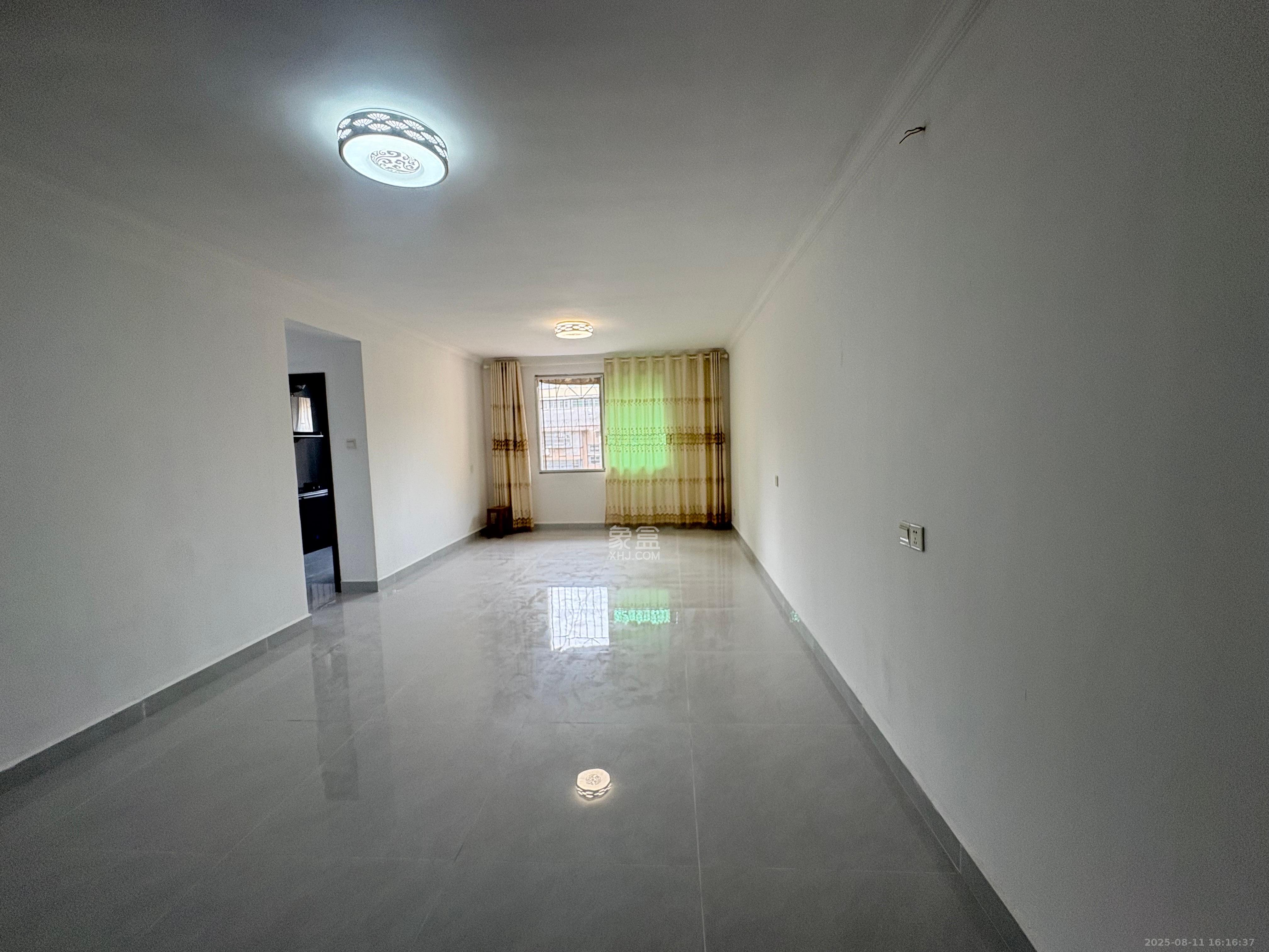 城南花苑 3室1厅1卫 2000.0元/月 城南花苑 3室1厅1卫 2000.0元/月室内图