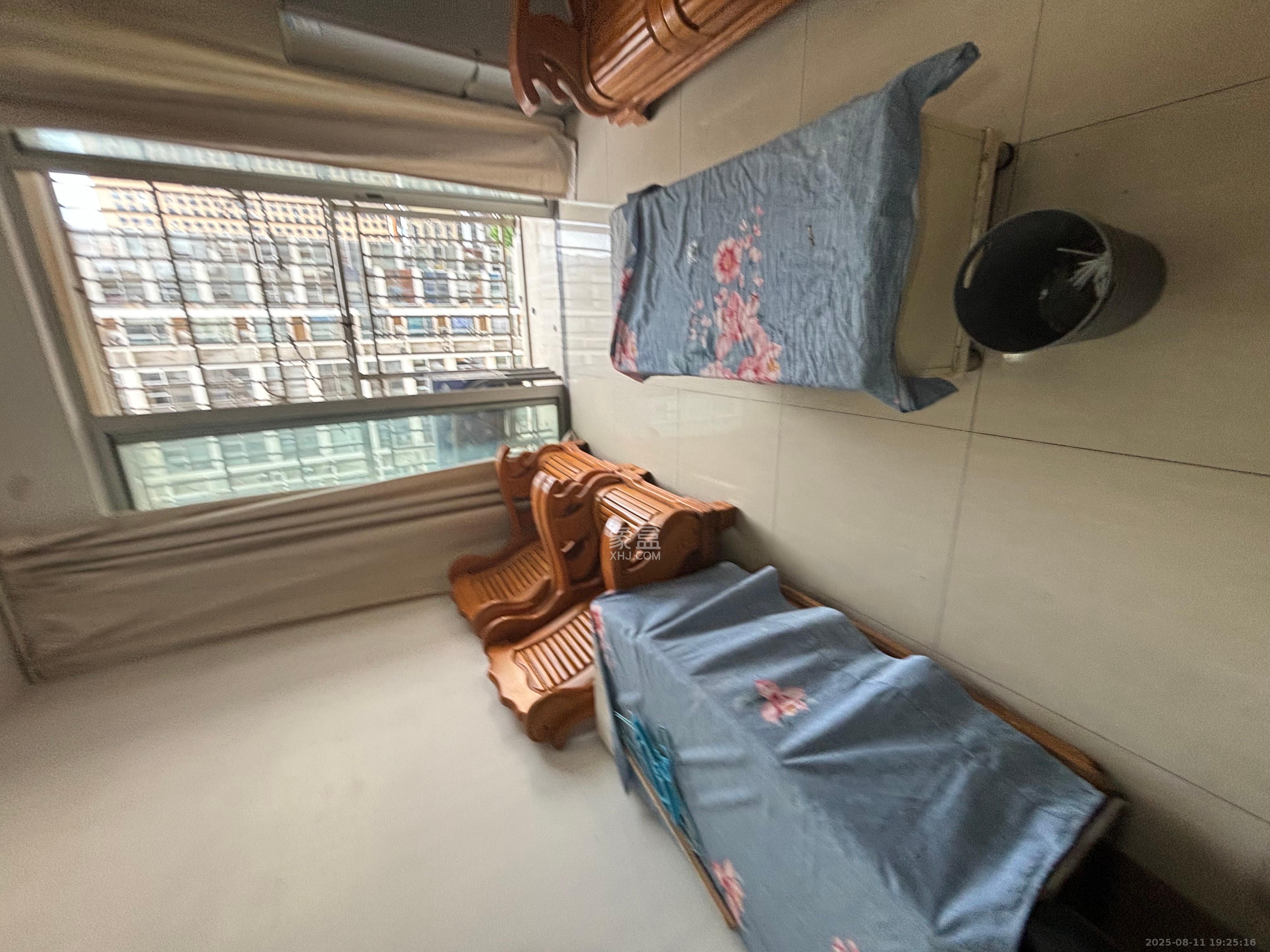嘉雨兴园  2室1厅1卫   2550.00元/月室内图