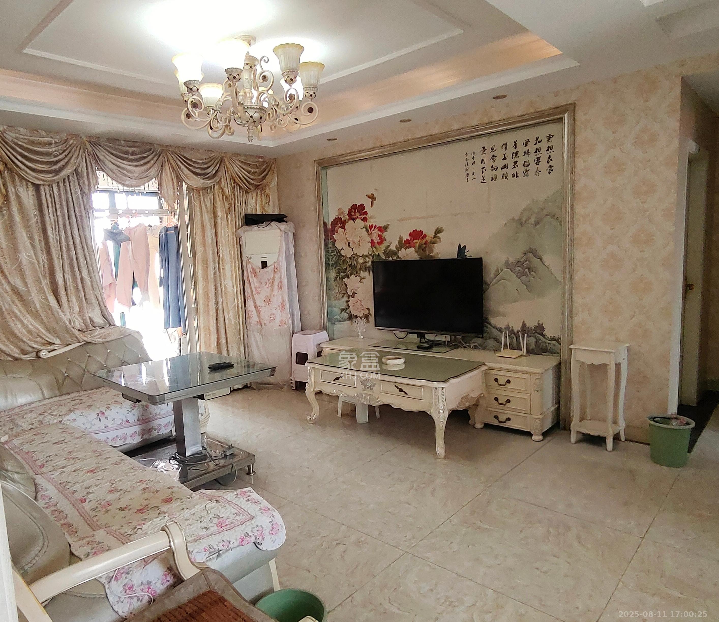 才子佳苑一期/二期  3室2厅1卫   2300.00元/月室内图