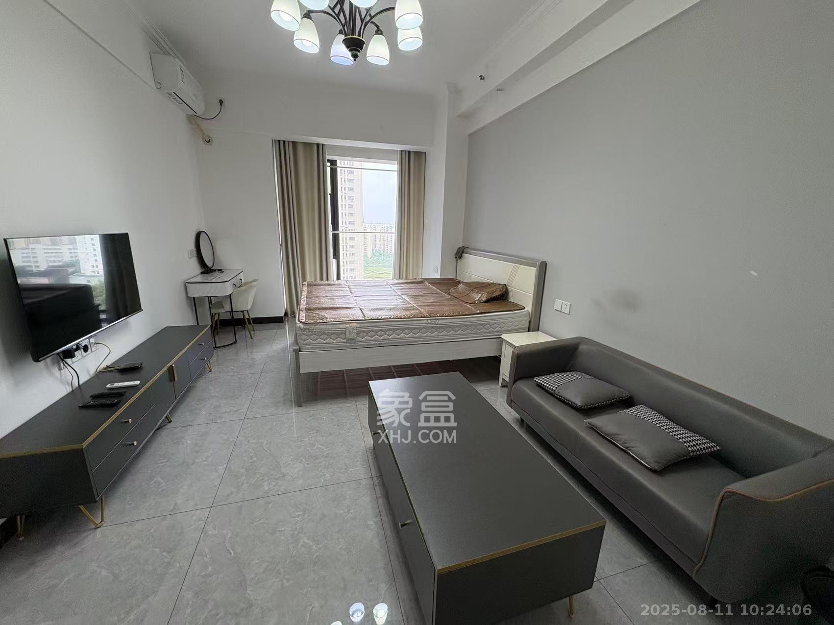 万润时光里  1室1厅1卫    1700.0元/月 万润时光里  1室1厅1卫    1700.0元/月