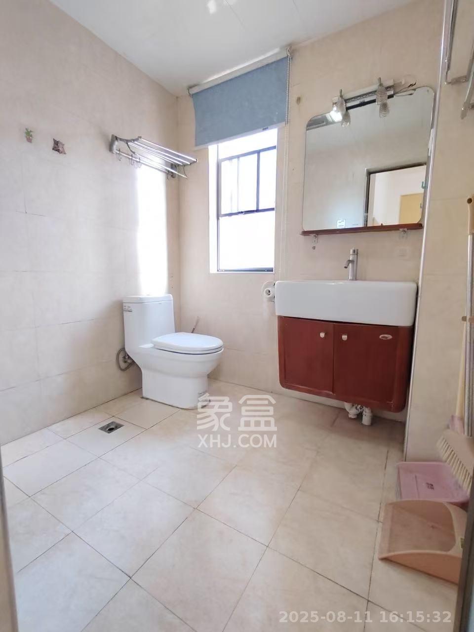 万博汇 2室1厅1卫 2150.0元/月 万博汇 2室1厅1卫 2150.0元/月室内图