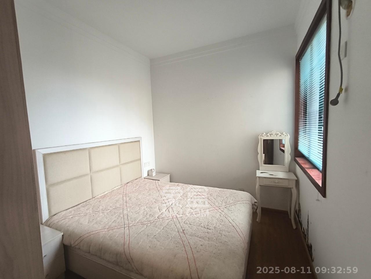 洋湖时代 3室2厅1卫 2000.0元/月 洋湖时代 3室2厅1卫 2000.0元/月室内图