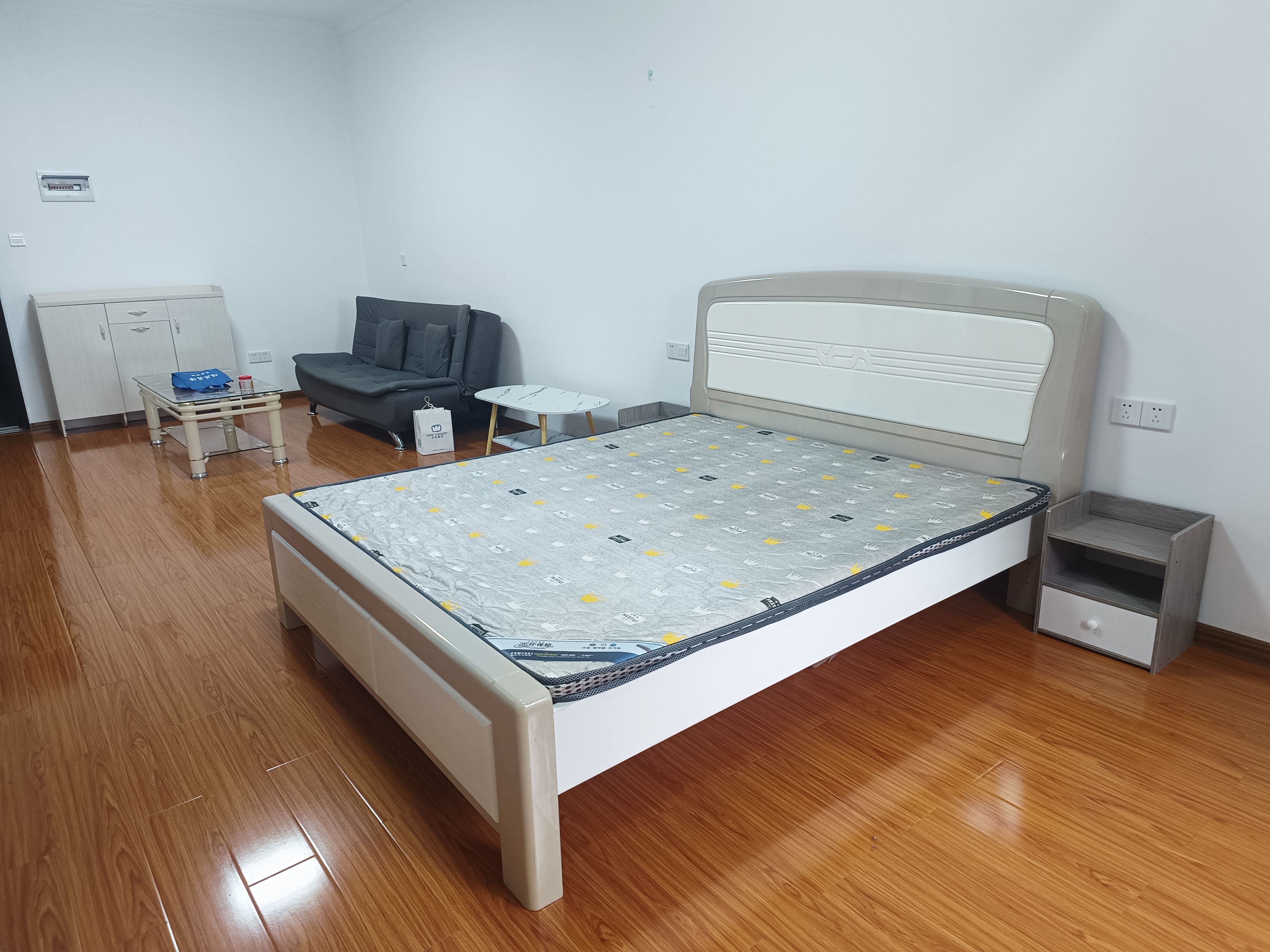 金广茗厦 1室1厅1卫 1200.0元/月 金广茗厦 1室1厅1卫 1200.0元/月室内图