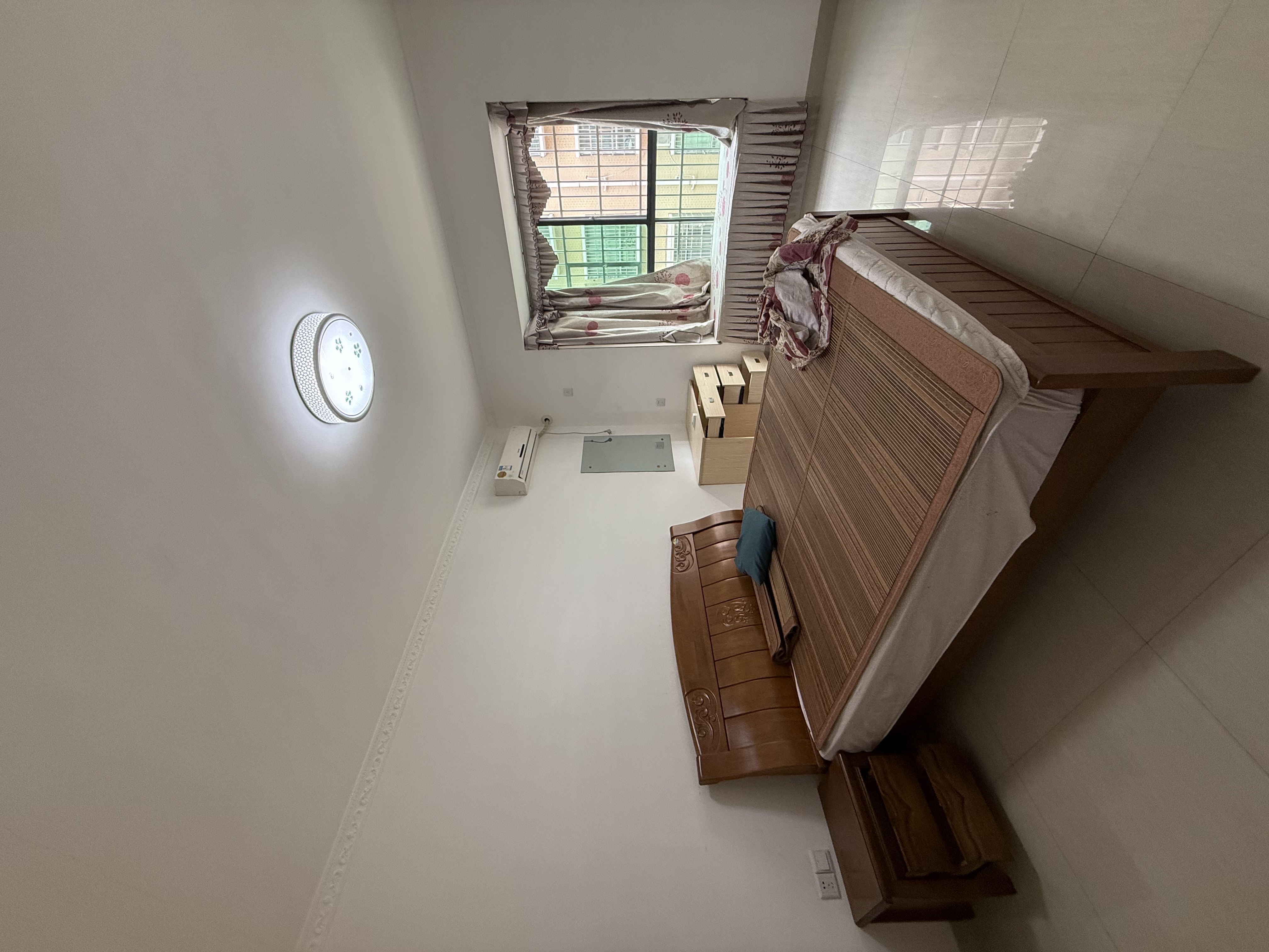 长湖小区 1室0厅0卫 1700.0元/月 长湖小区 1室0厅0卫 1700.0元/月室内图