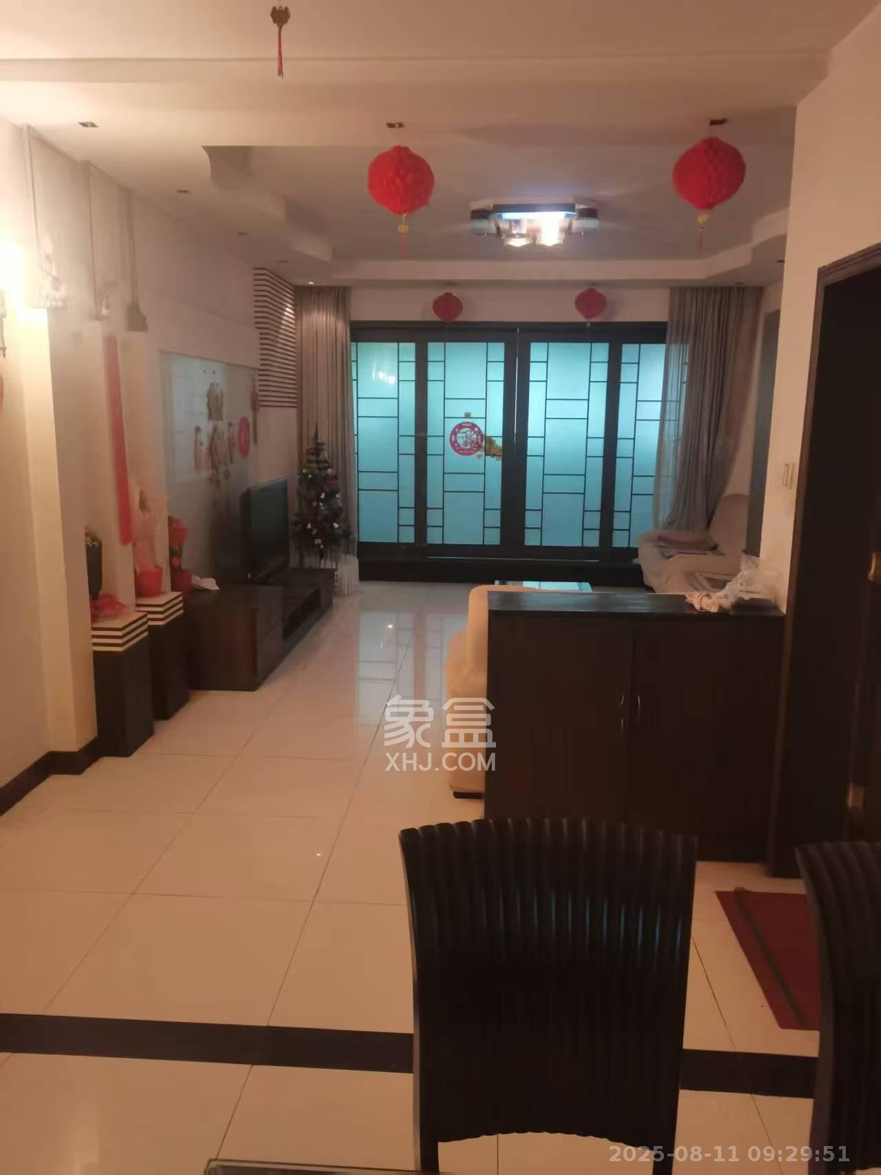 红星建材交易大市场  3室2厅1卫   2200.00元/月室内图
