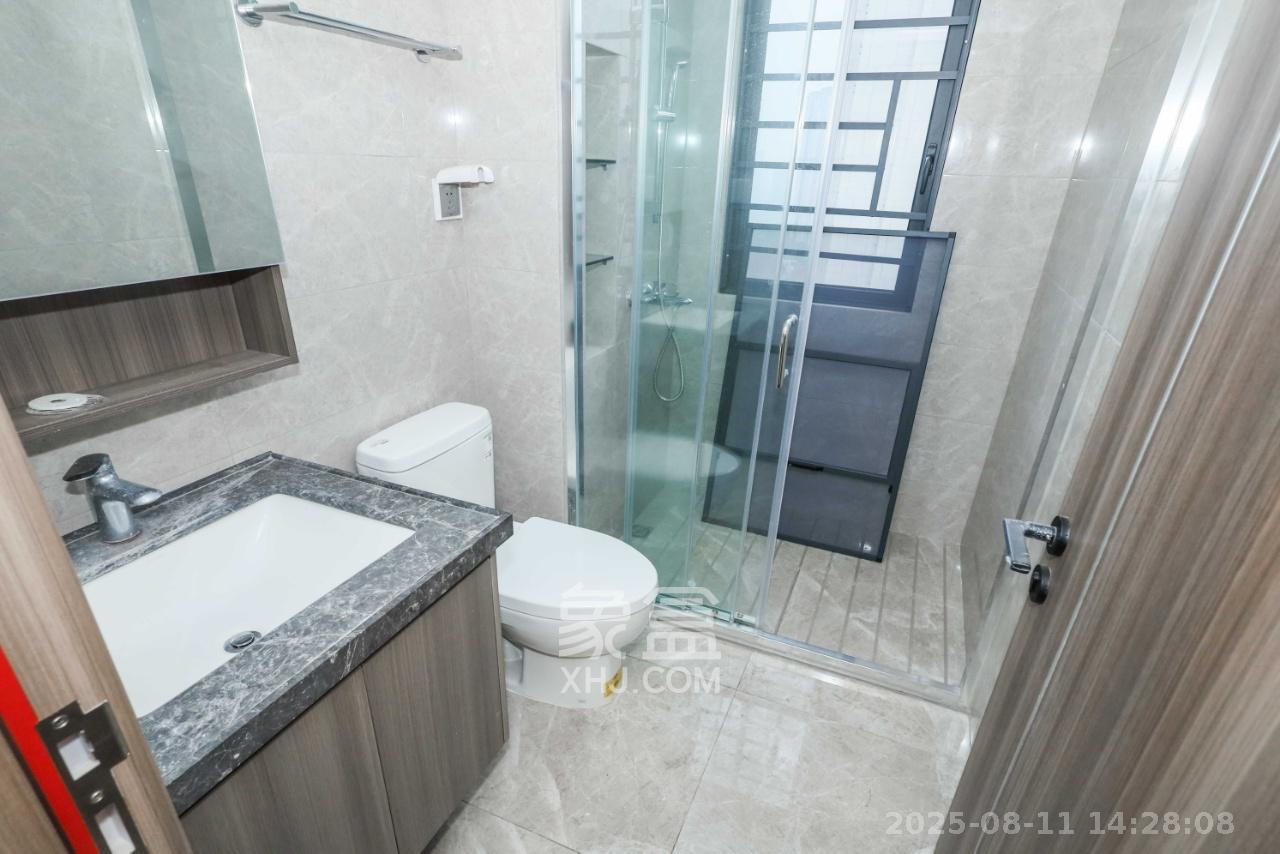 中海阅溪府 4室2厅2卫 5500.0元/月 中海阅溪府 4室2厅2卫 5500.0元/月室内图