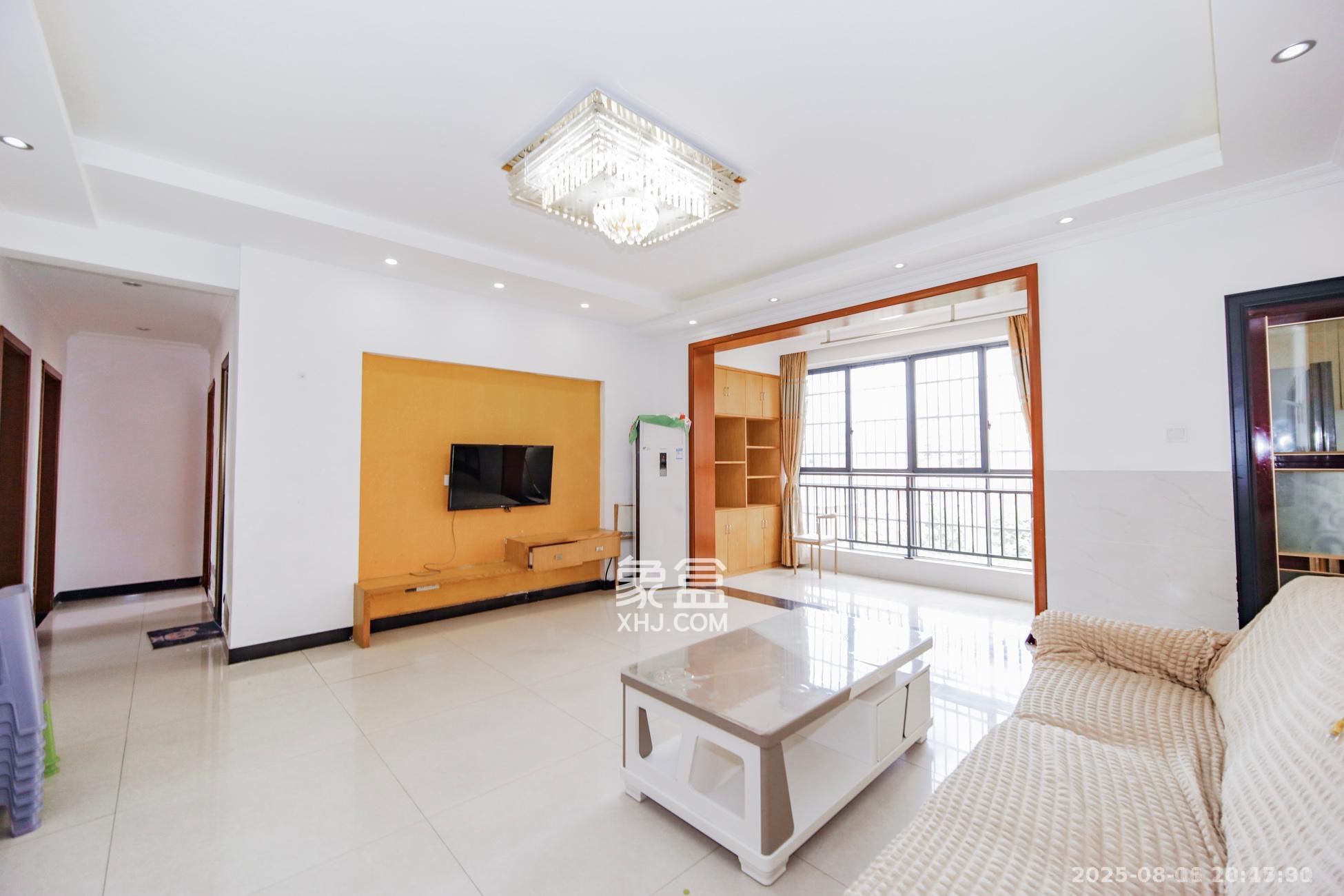 新盛珑璟台 1室2厅1卫 2500.0元/月 新盛珑璟台 1室2厅1卫 2500.0元/月室内图