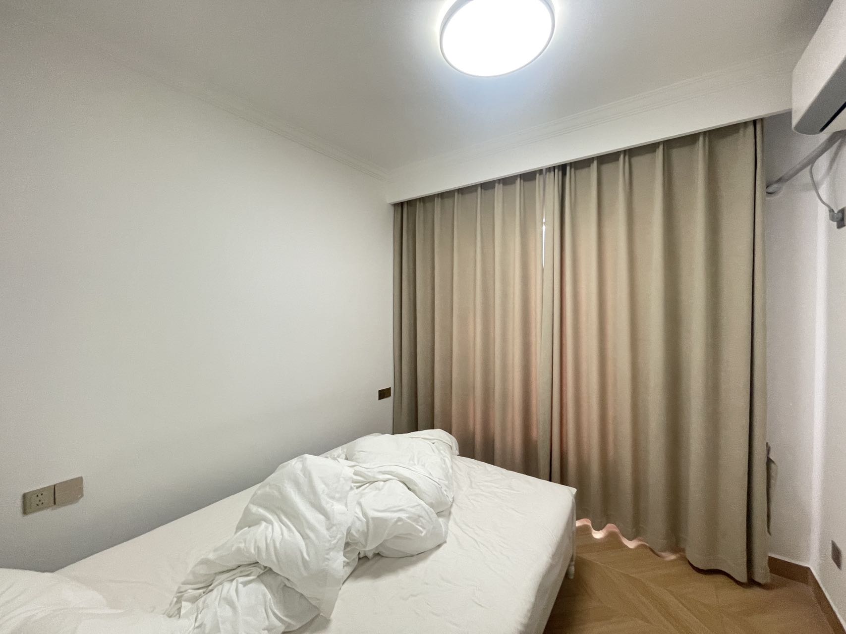 荣盛花语书苑 3室2厅1卫 2000.0元/月 荣盛花语书苑 3室2厅1卫 2000.0元/月室内图