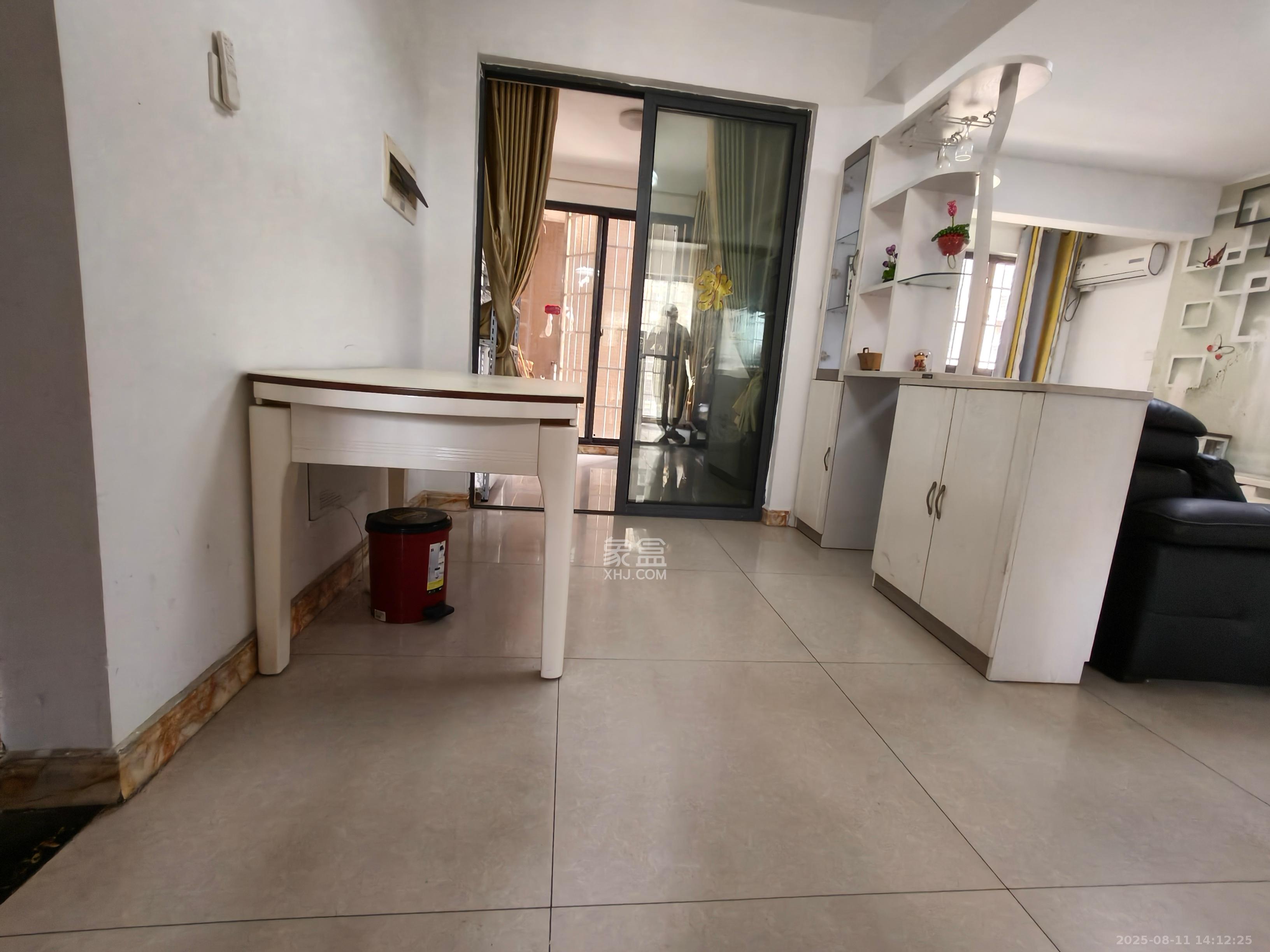 高林仕家  3室2厅1卫    2200.0元/月 高林仕家  3室2厅1卫    2200.0元/月室内图