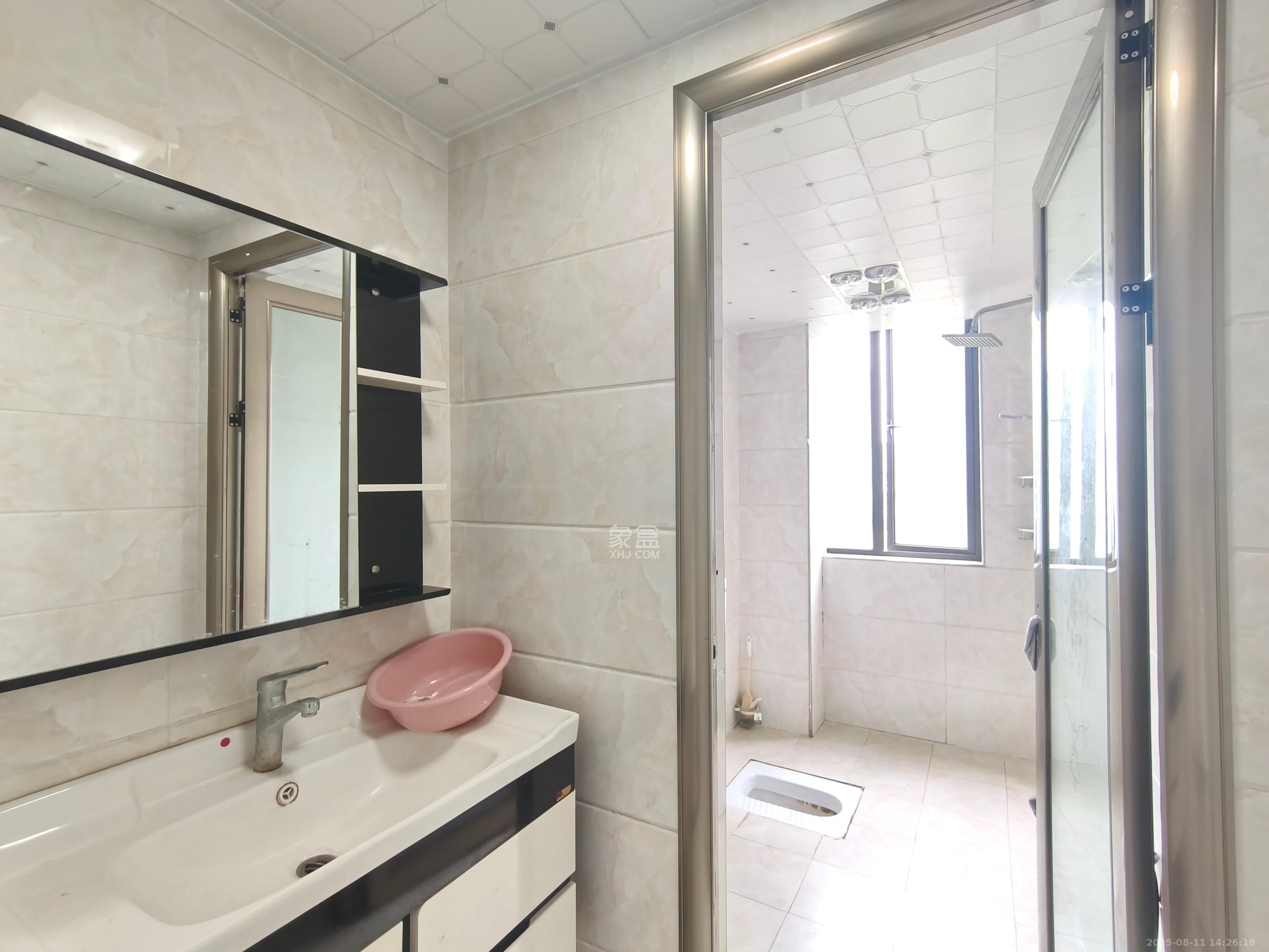 中国铁建梅溪青秀二期  4室2厅2卫    3500.0元/月室内图