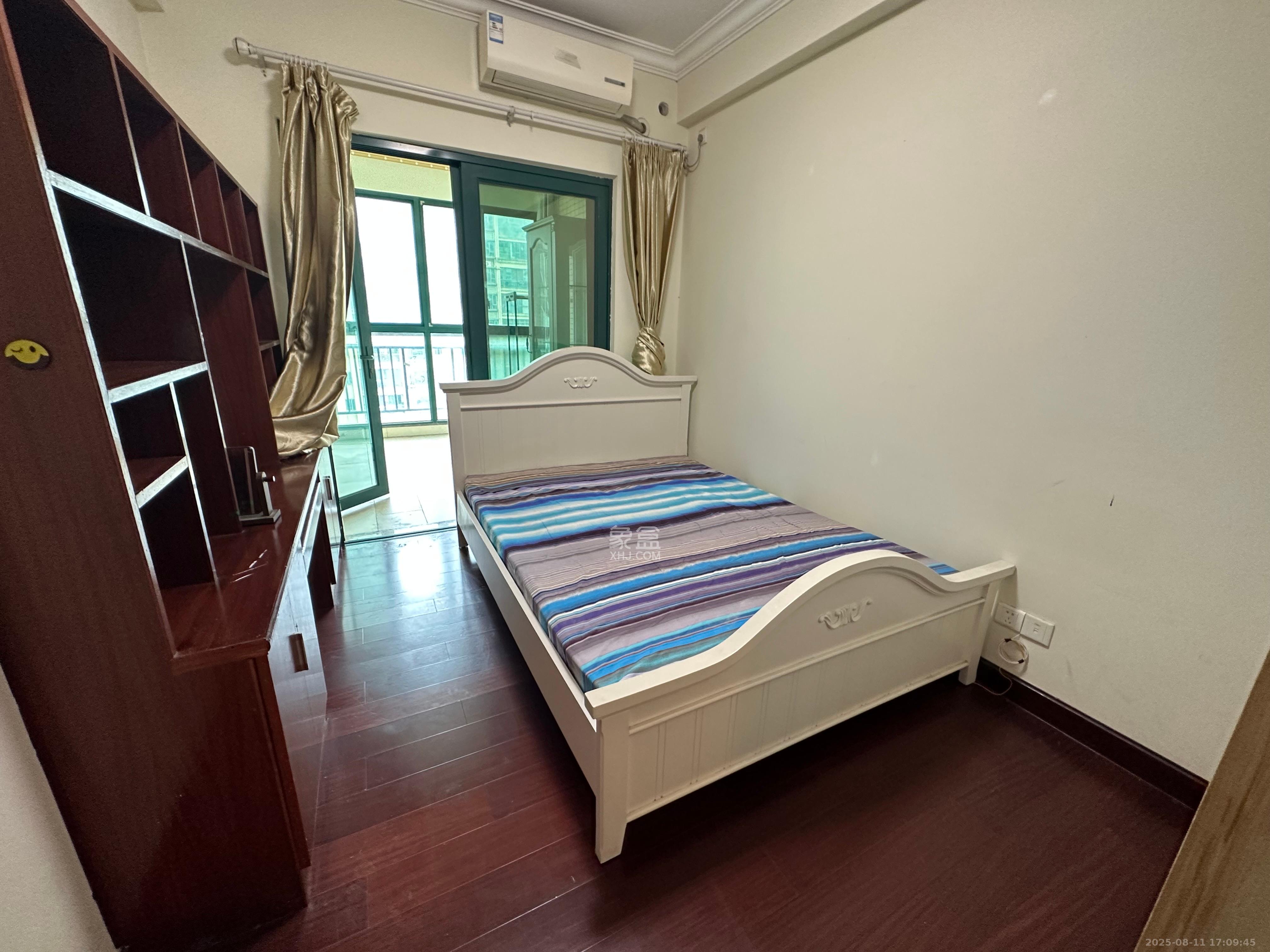 恒大华府  3室2厅2卫    3400.0元/月 恒大华府  3室2厅2卫    3400.0元/月室内图