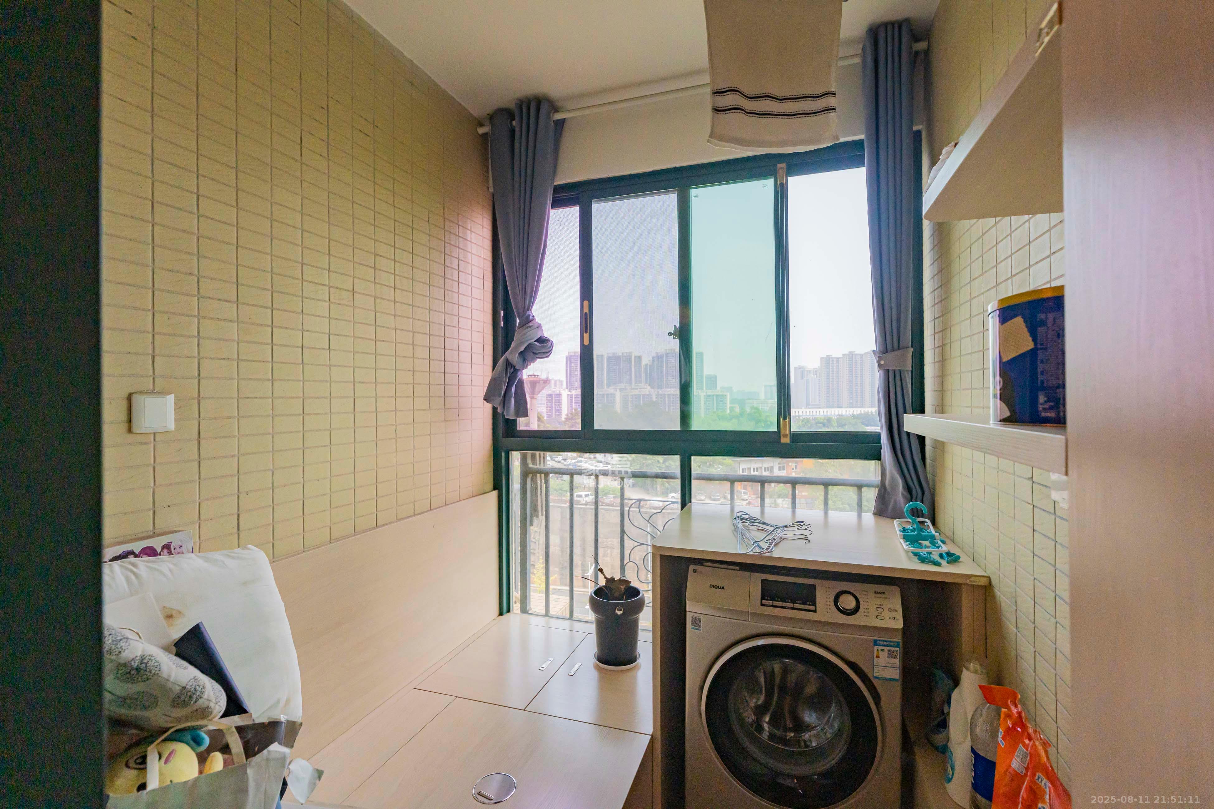 恒大雅苑 1室1厅1卫 43.0万 恒大雅苑 1室1厅1卫 43.0万阳台