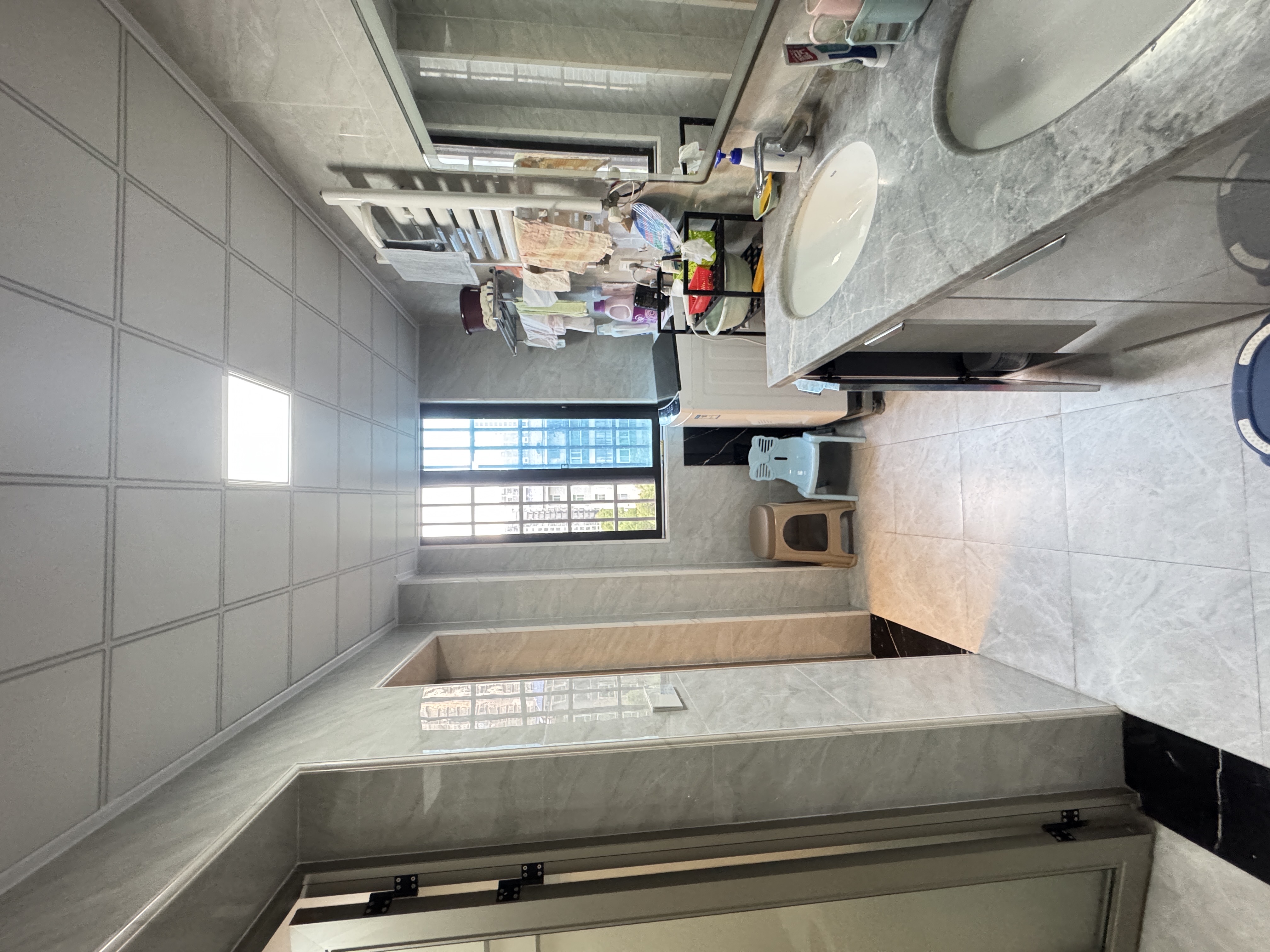 锦冠花园  3室2厅2卫   89.80万客厅