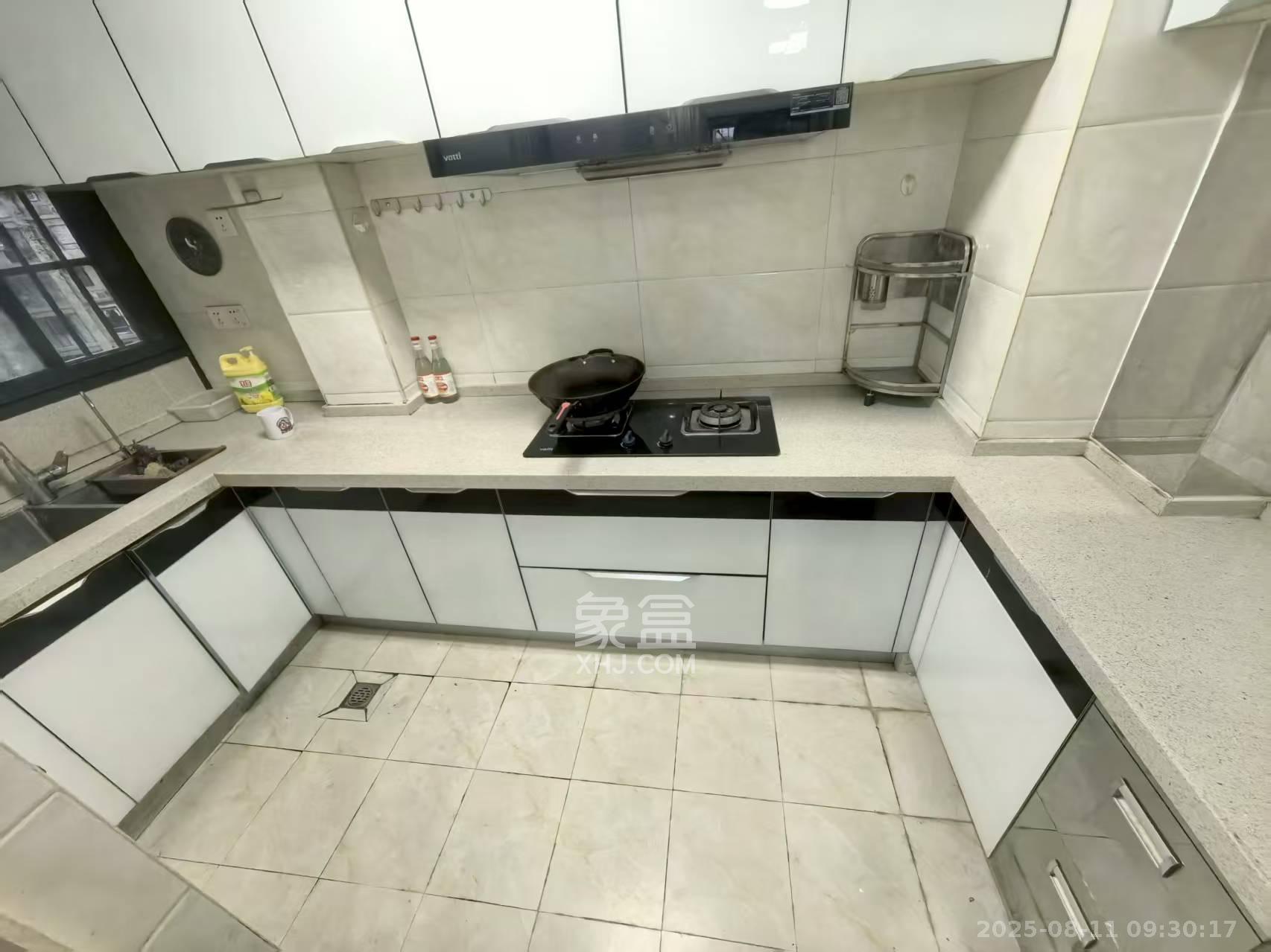 中建梅溪湖中心  3室2厅2卫    3500.0元/月 中建梅溪湖中心  3室2厅2卫    3500.0元/月室内图