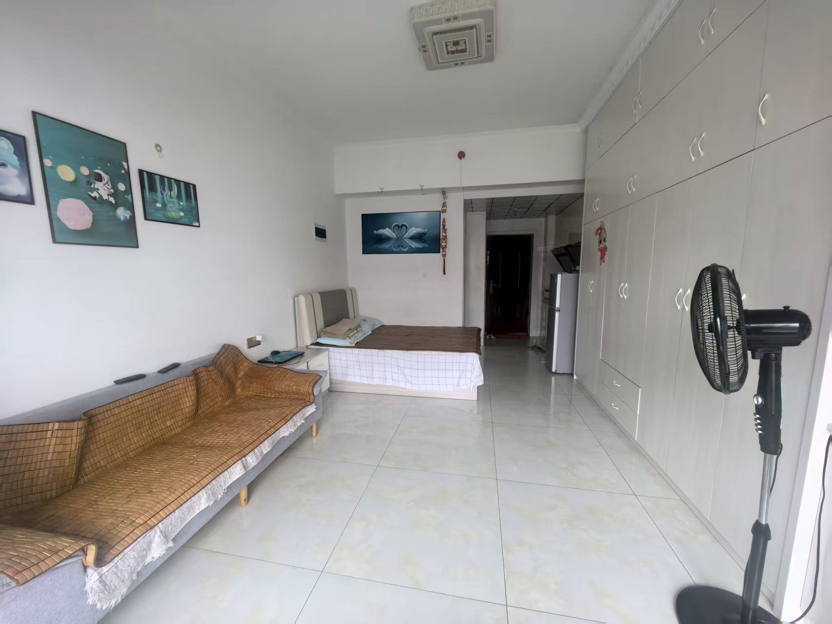 梓湖明珠  1室1厅1卫    24.8万