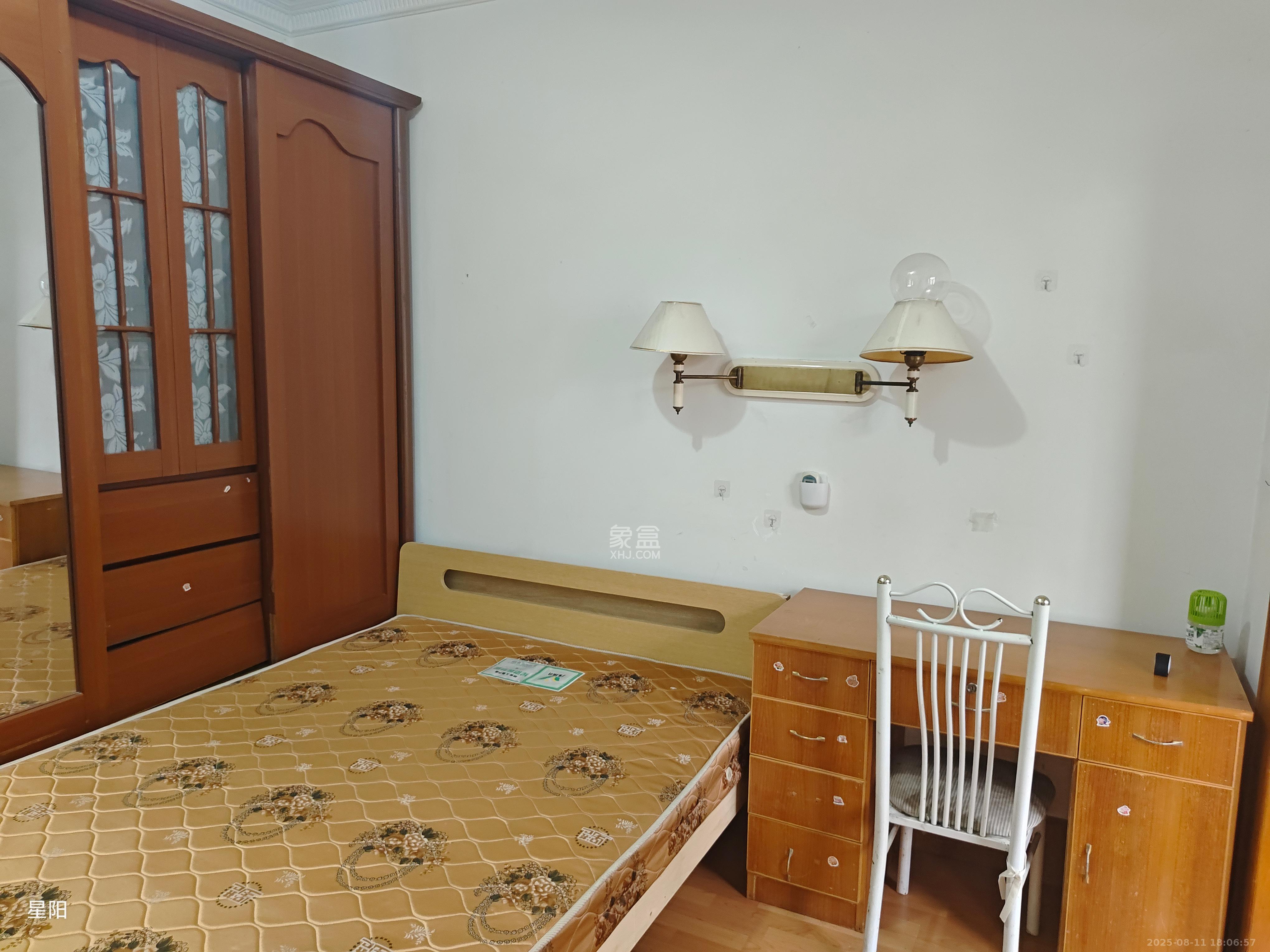 市一医院宿舍  2室1厅1卫    1400.0元/月 市一医院宿舍  2室1厅1卫    1400.0元/月室内图