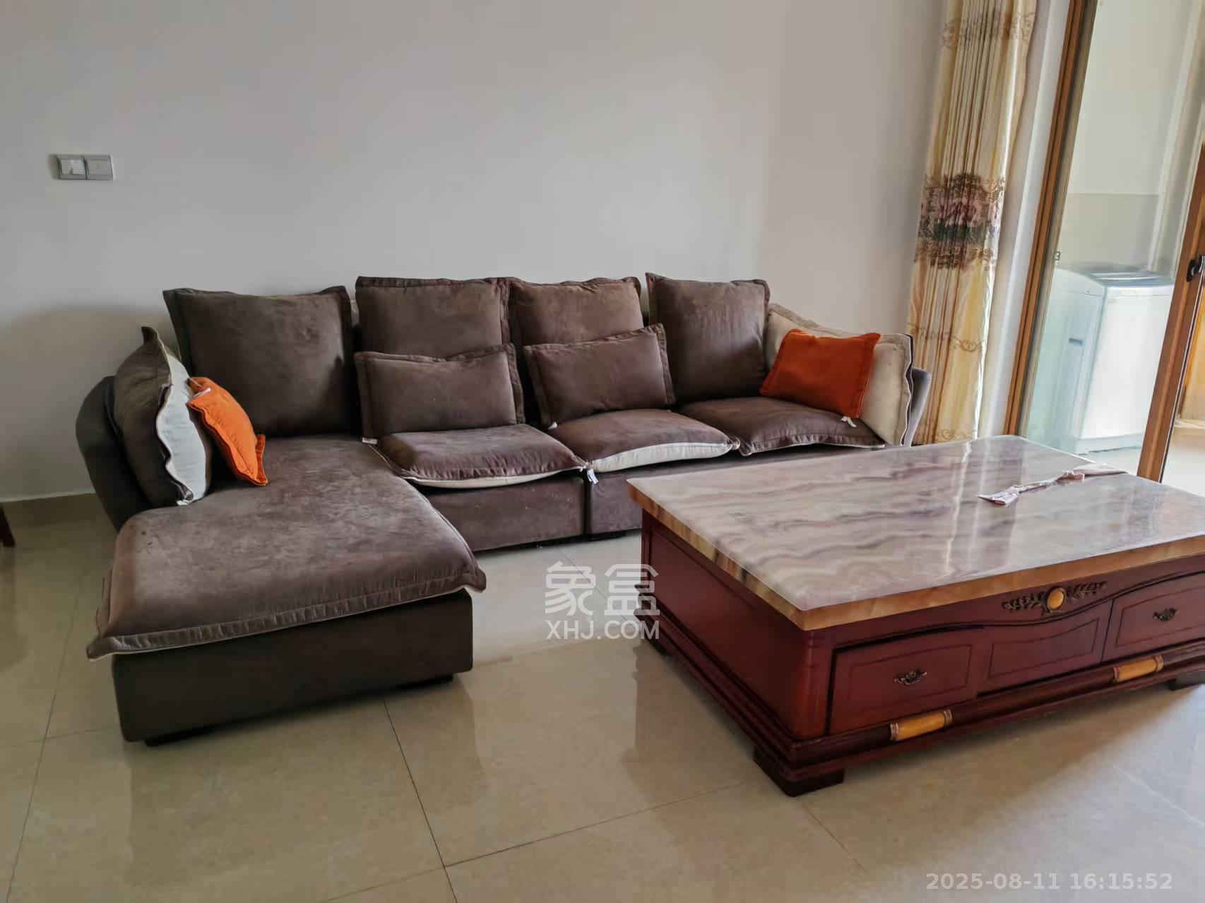 锑都家园  3室2厅2卫    2000.0元/月室内图