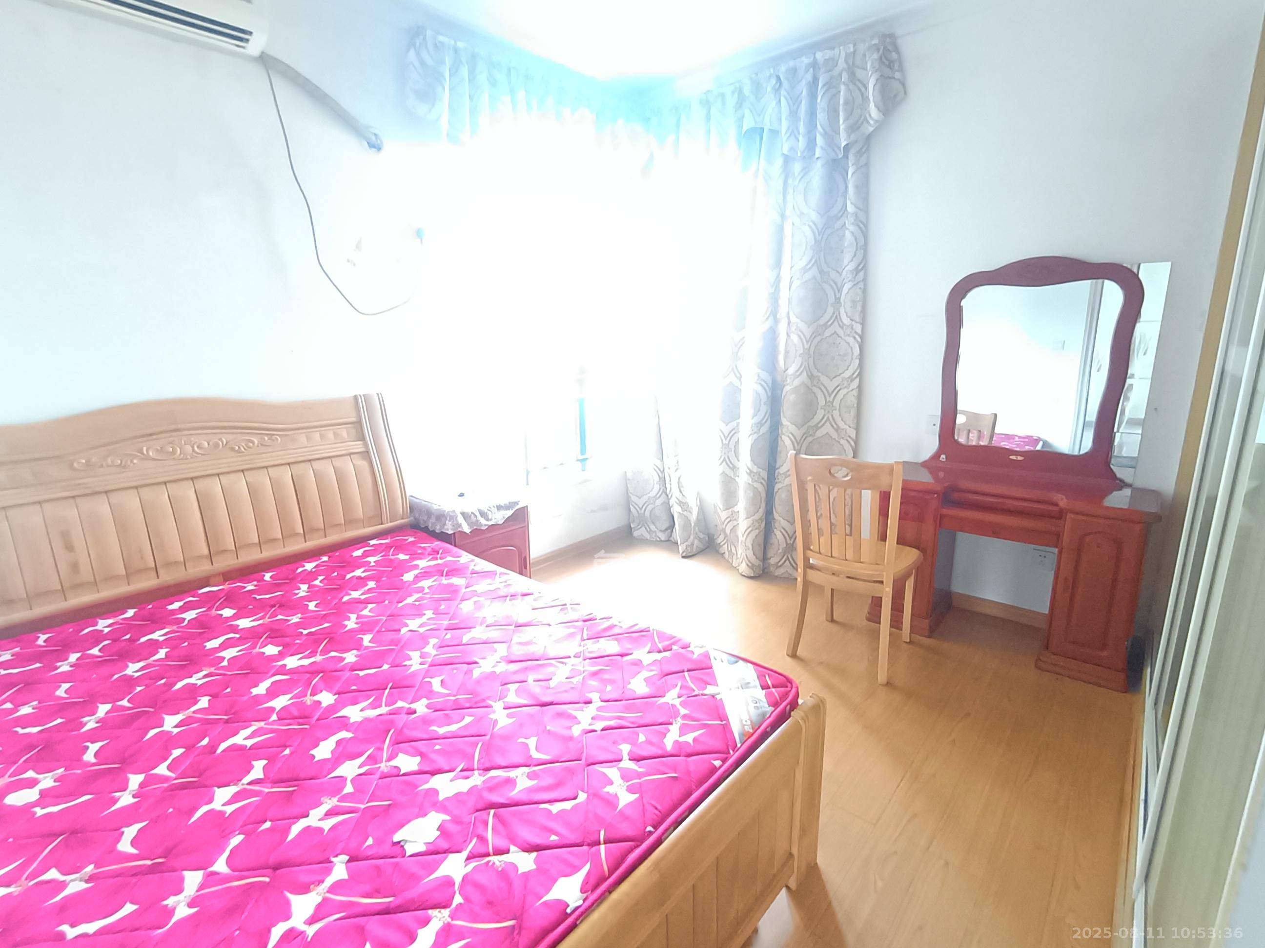 湘府9号  2室2厅1卫   1900.00元/月室内图