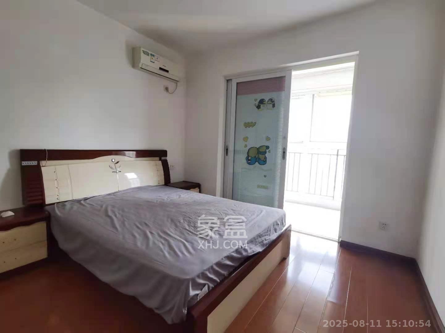 枫林美景  3室2厅2卫    2800.0元/月 枫林美景  3室2厅2卫    2800.0元/月室内图