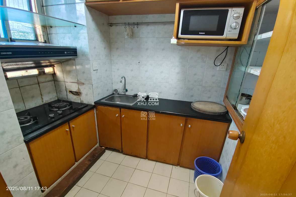 长邮一村(邮电宿舍)  2室2厅1卫    1600.0元/月 长邮一村(邮电宿舍)  2室2厅1卫    1600.0元/月室内图