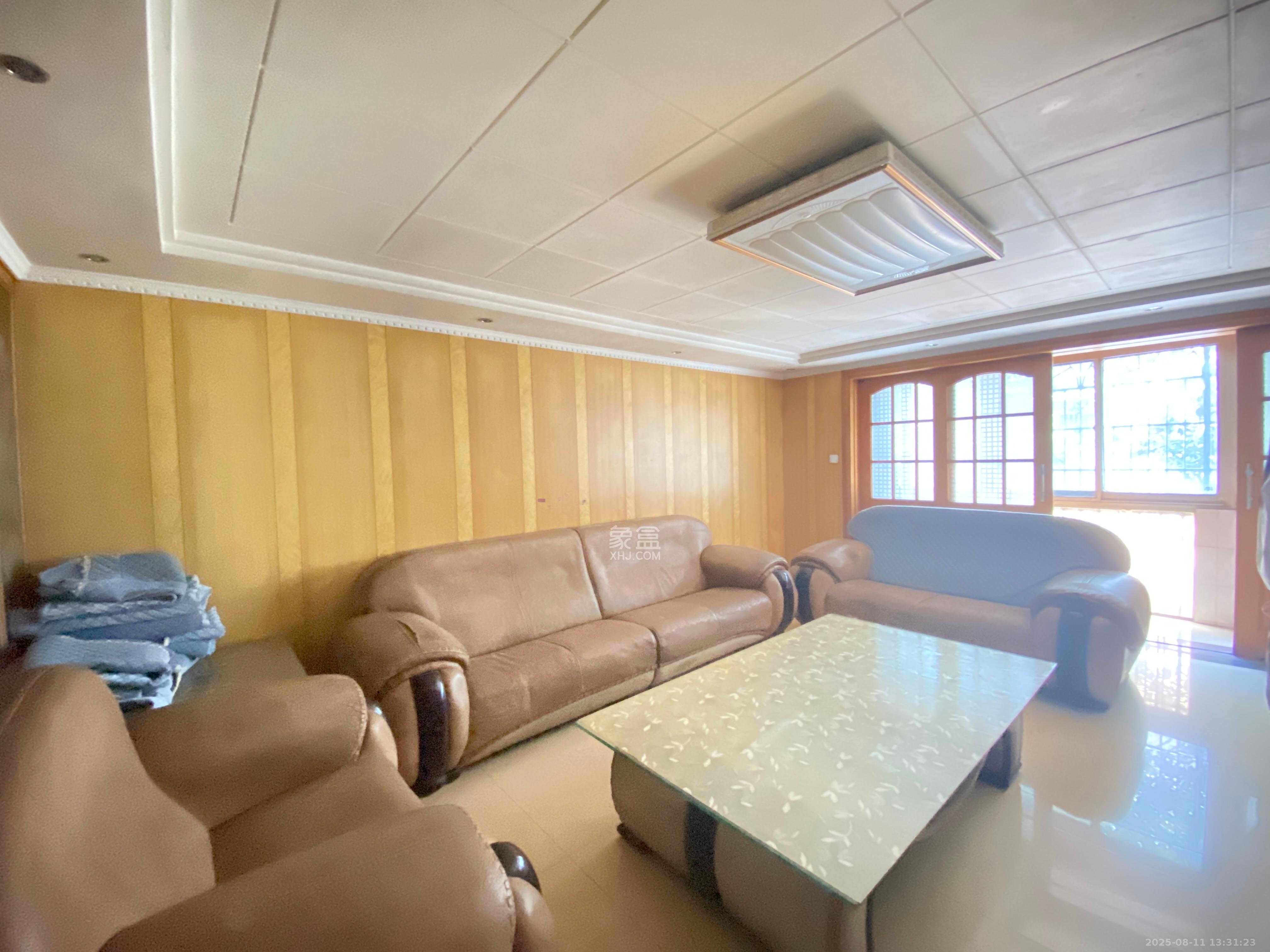 福乐名园  4室2厅2卫    3000.0元/月 福乐名园  4室2厅2卫    3000.0元/月室内图