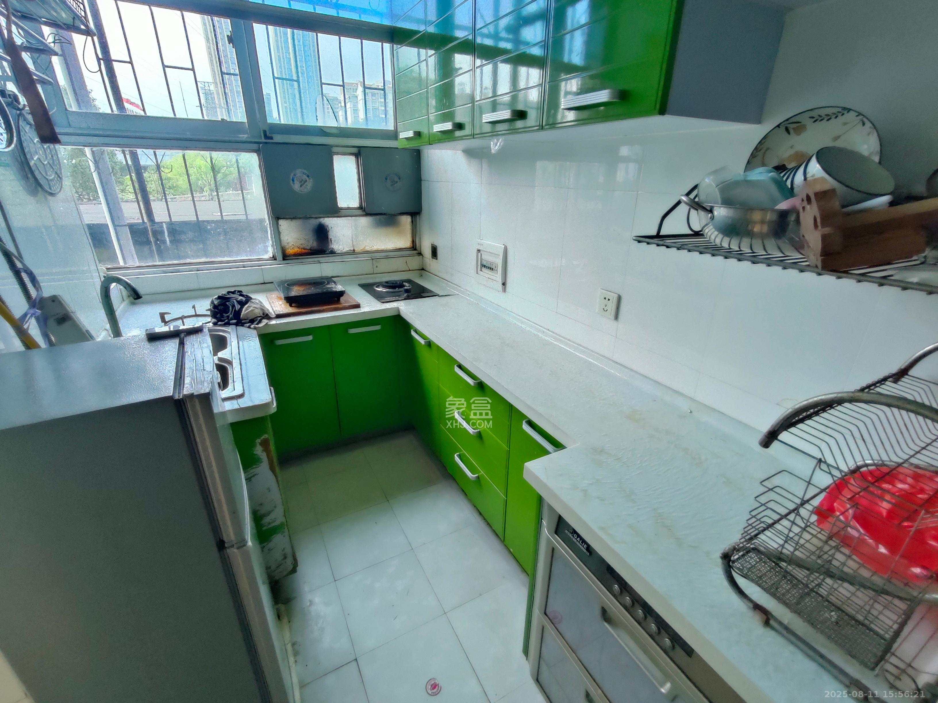 输变电局宿舍  2室1厅1卫    1350.0元/月室内图