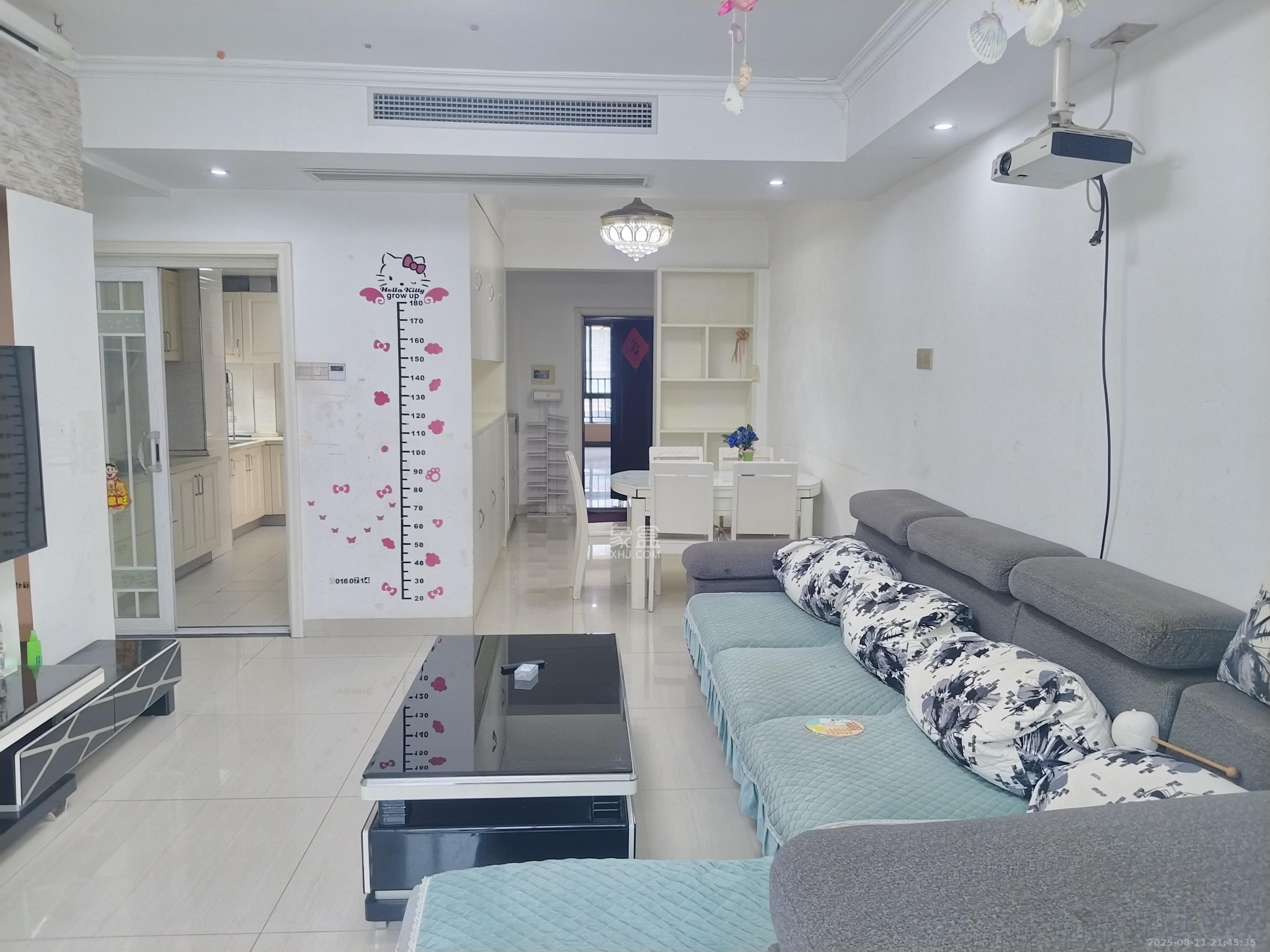 鑫远御文台一期 3室2厅1卫 2500.0元/月 鑫远御文台一期 3室2厅1卫 2500.0元/月室内图