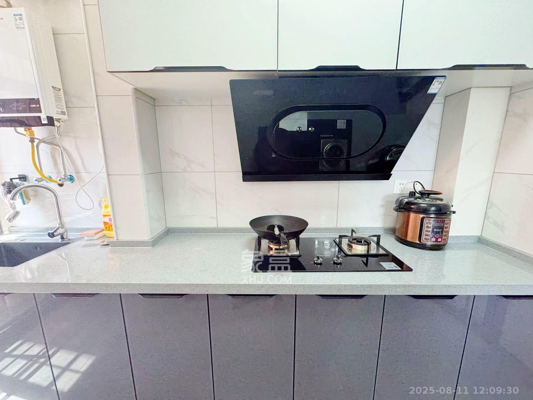 凯富南方鑫城 3室2厅1卫 3000.0元/月 凯富南方鑫城 3室2厅1卫 3000.0元/月室内图