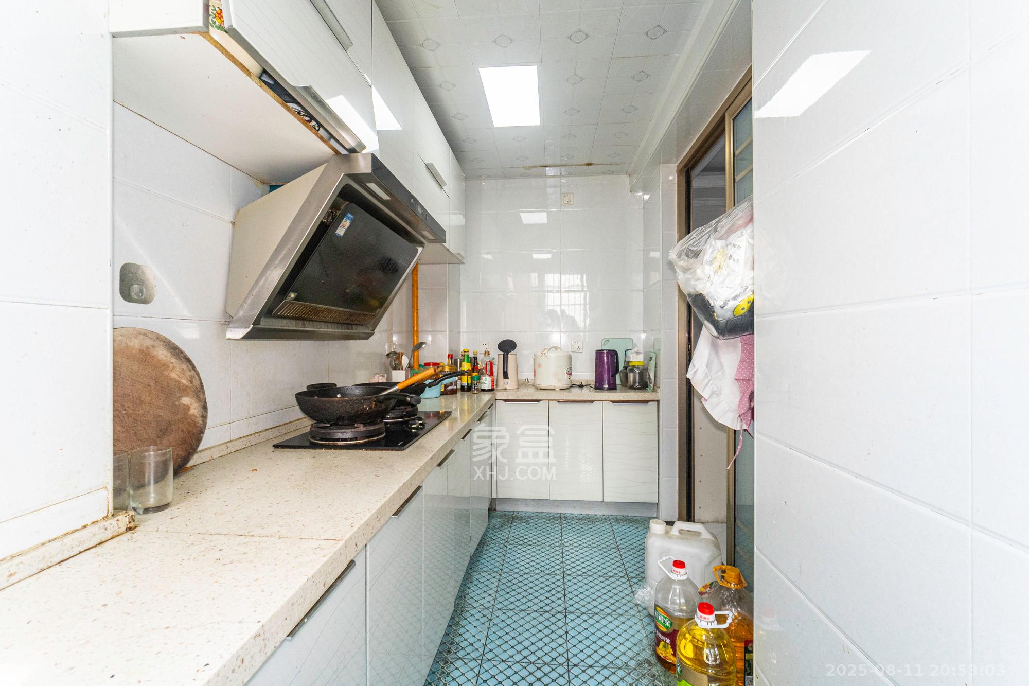 时代星空 3室2厅2卫 73.8万 时代星空 3室2厅2卫 73.8万厨房