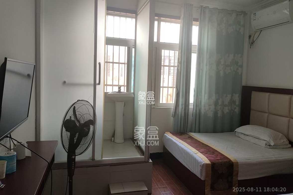 黎郡新宇康景园 1室1厅1卫 800.0元/月 黎郡新宇康景园 1室1厅1卫 800.0元/月室内图