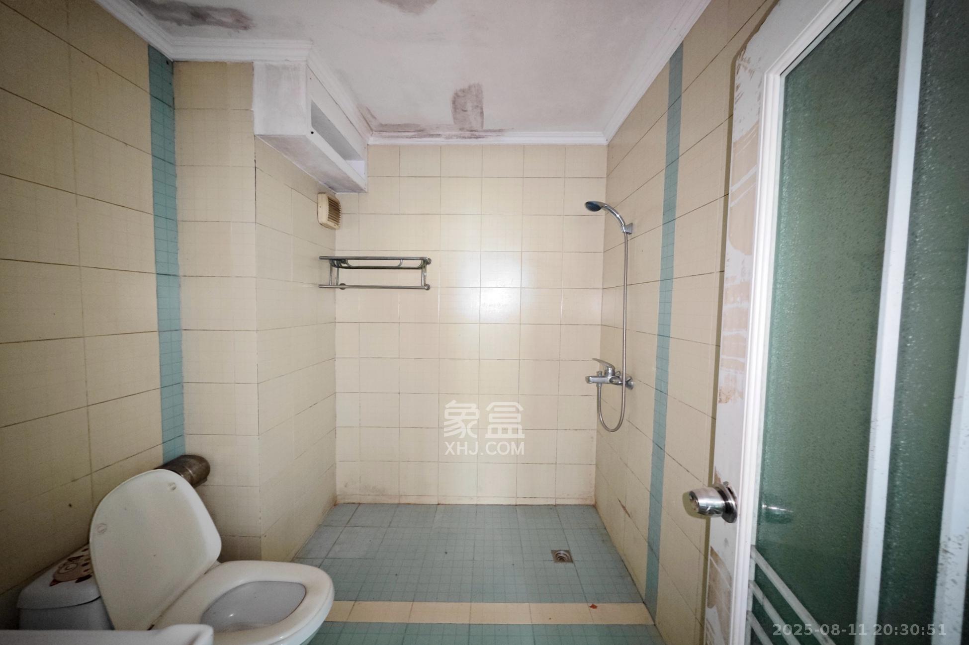 宏轩花苑 3室2厅1卫 95.0万 宏轩花苑 3室2厅1卫 95.0万其他