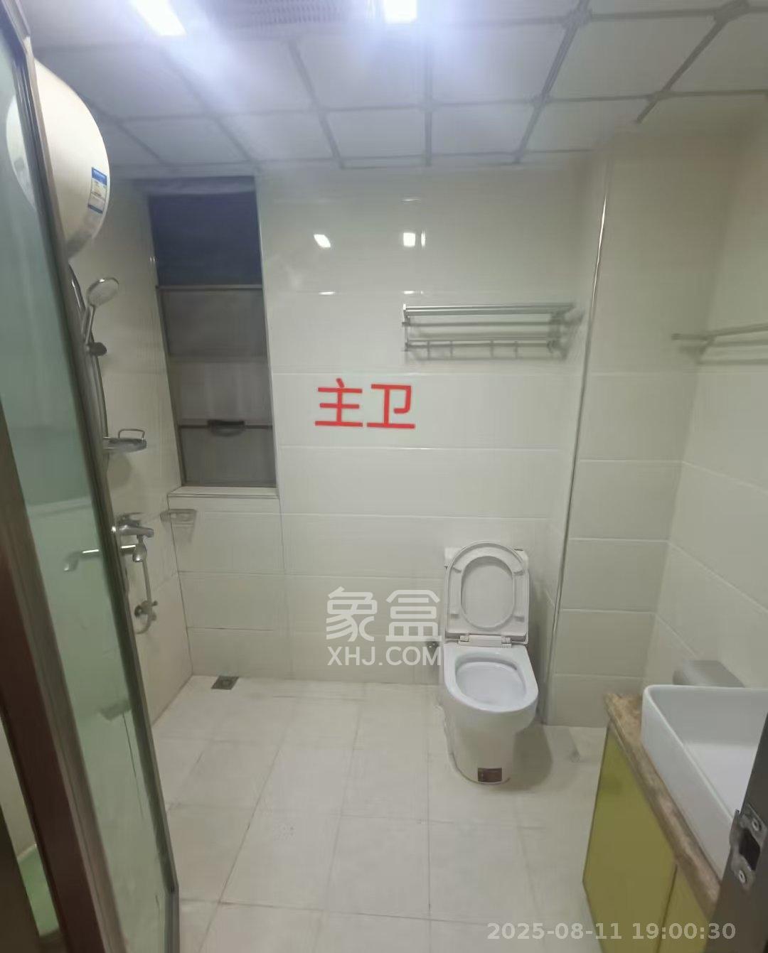 江山帝景哈佛  4室2厅2卫    2200.0元/月 江山帝景哈佛  4室2厅2卫    2200.0元/月室内图