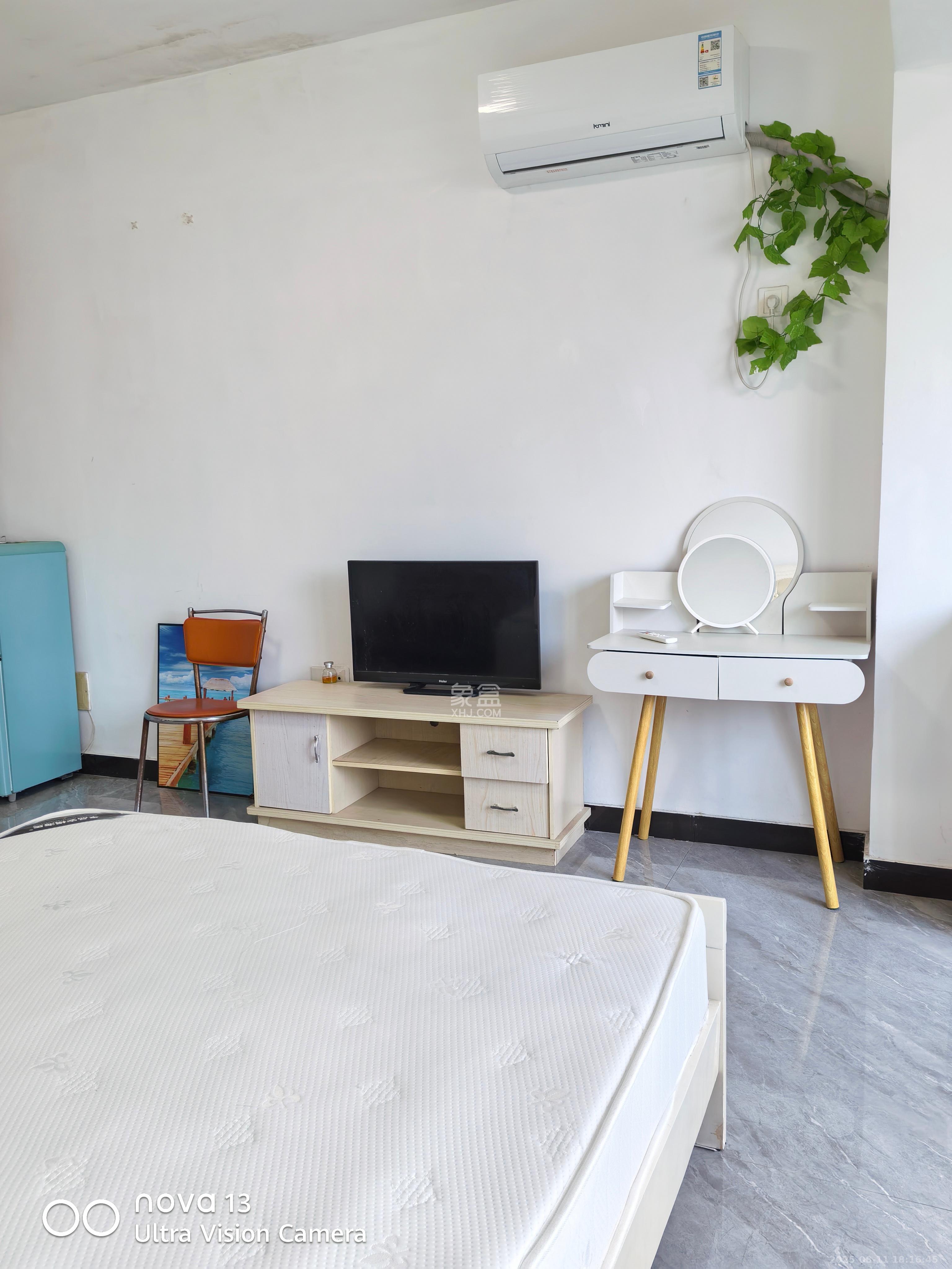 长城华都 1室1厅1卫 1300.0元/月 长城华都 1室1厅1卫 1300.0元/月室内图